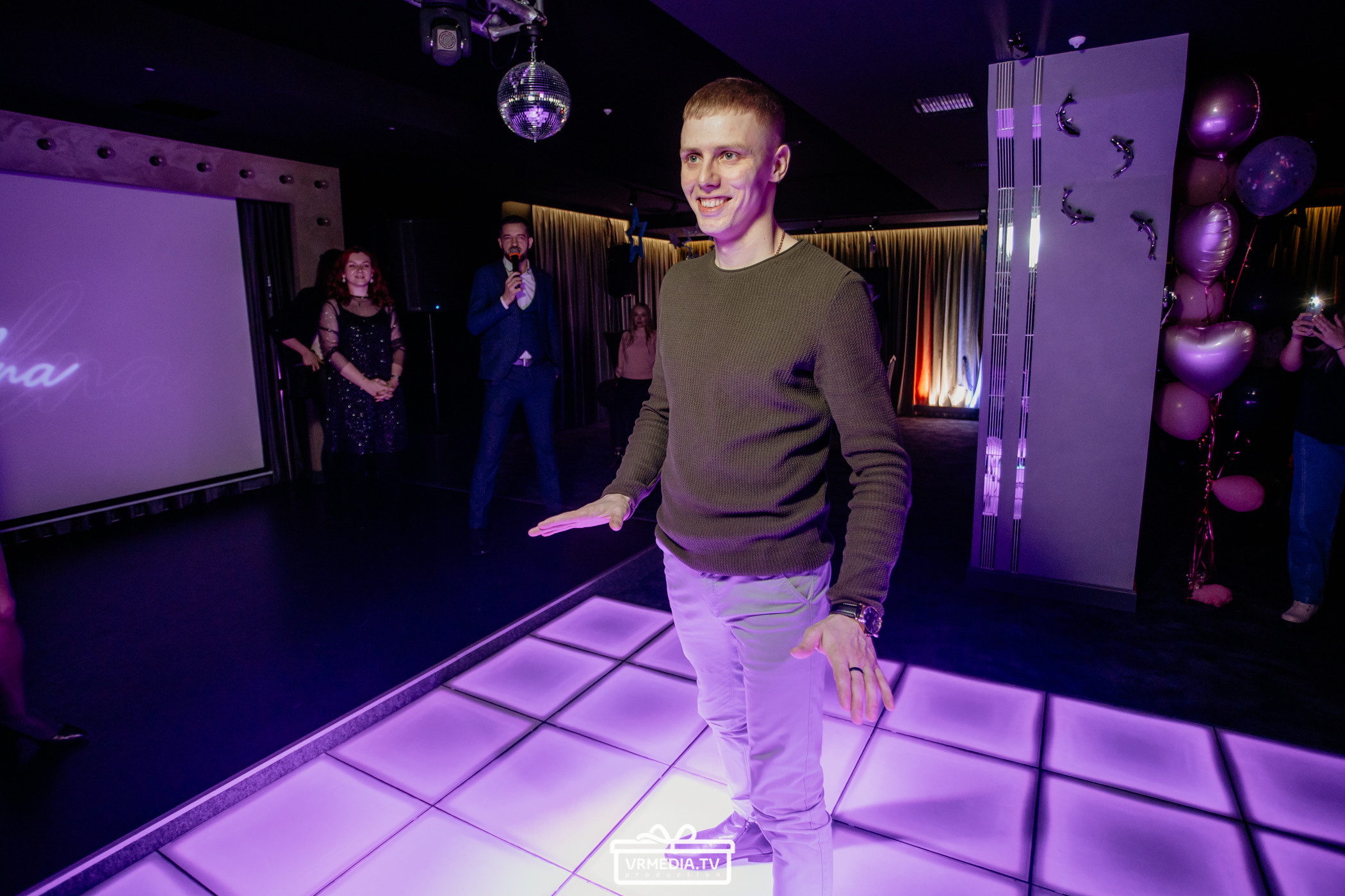 Новый год в караоке «Volna»