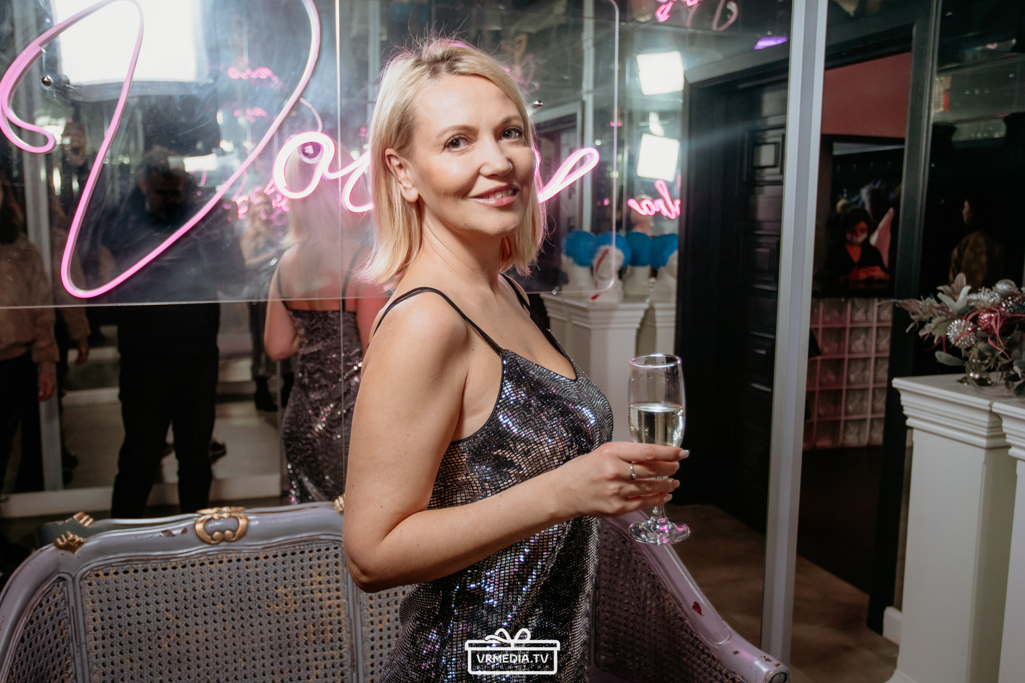 Новый год в караоке «Volna»