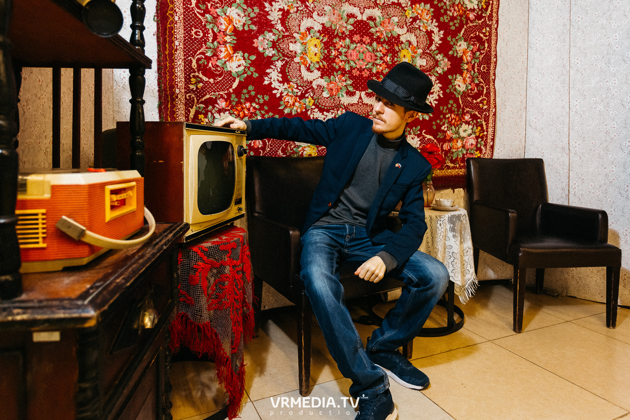 Показ фильма «Москва слезам не верит» в «Starmax Cinema»