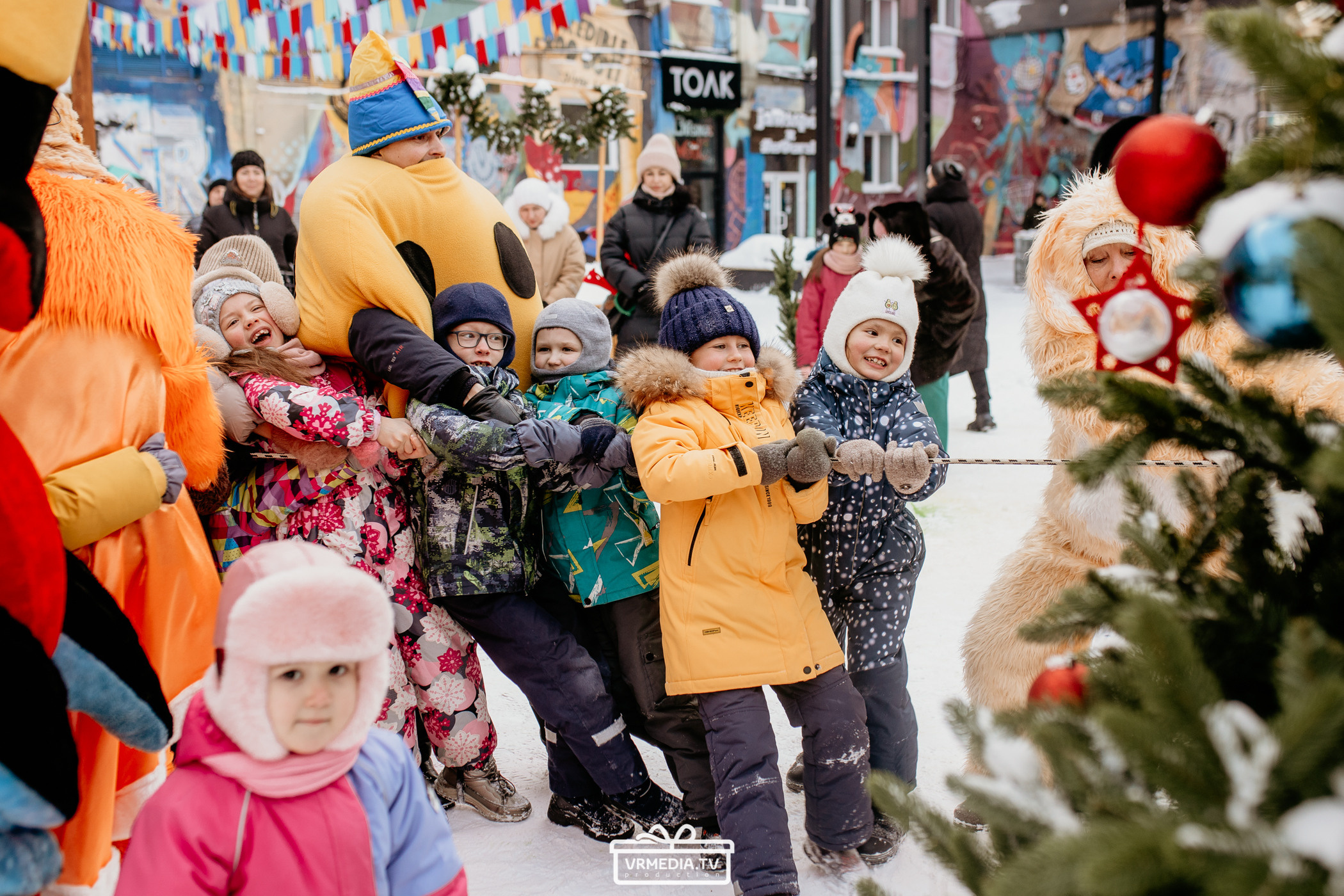 Большая новогодняя «Елка» в культурном пространстве «Редакция»