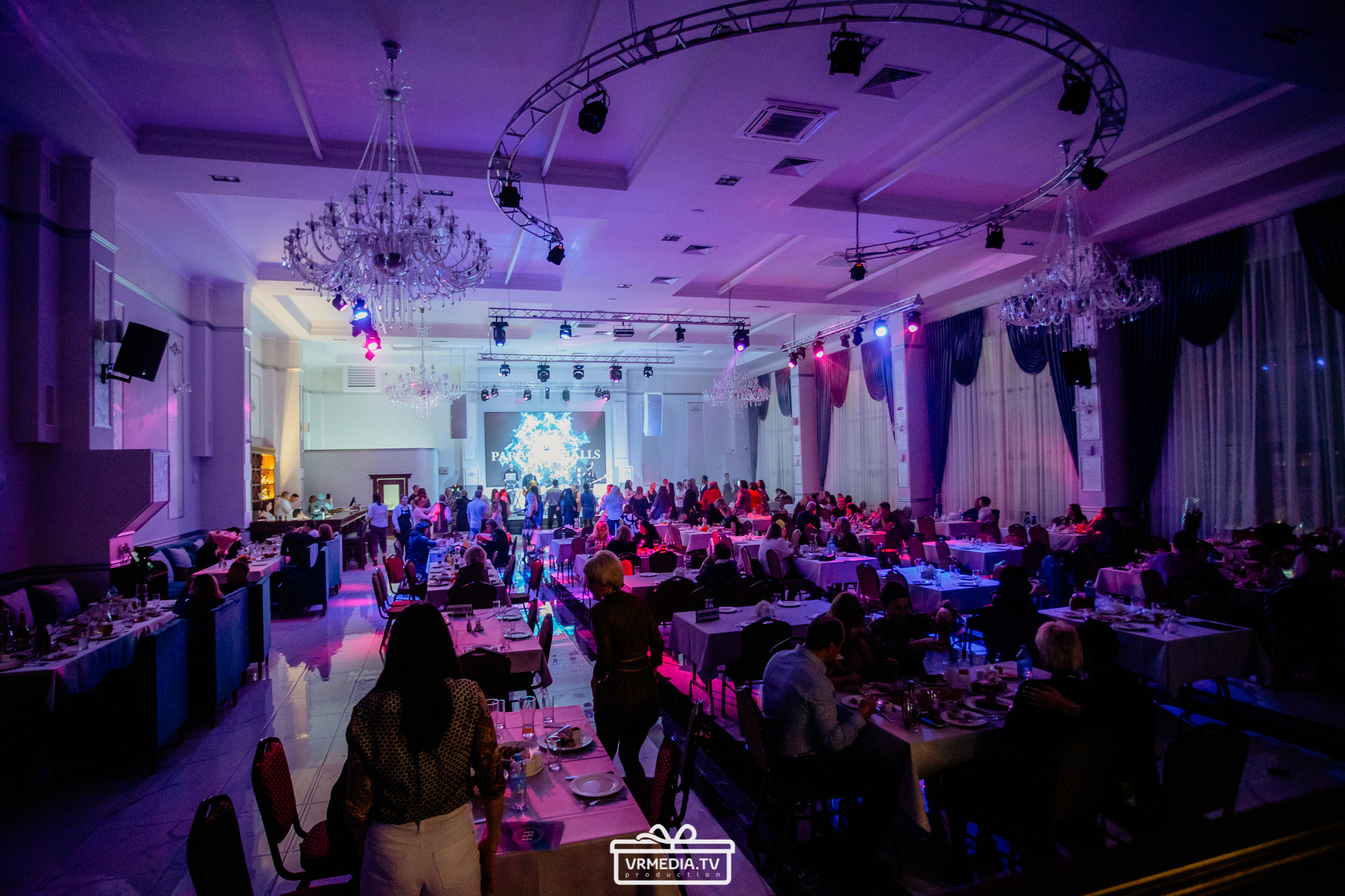 Выходные в ресторане «Paradise»