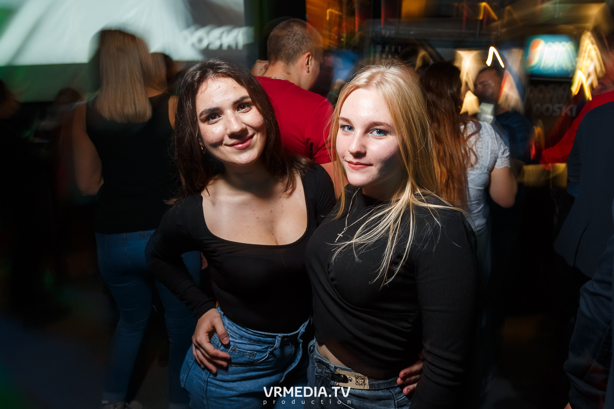 Выходные в баре «DOSKI»