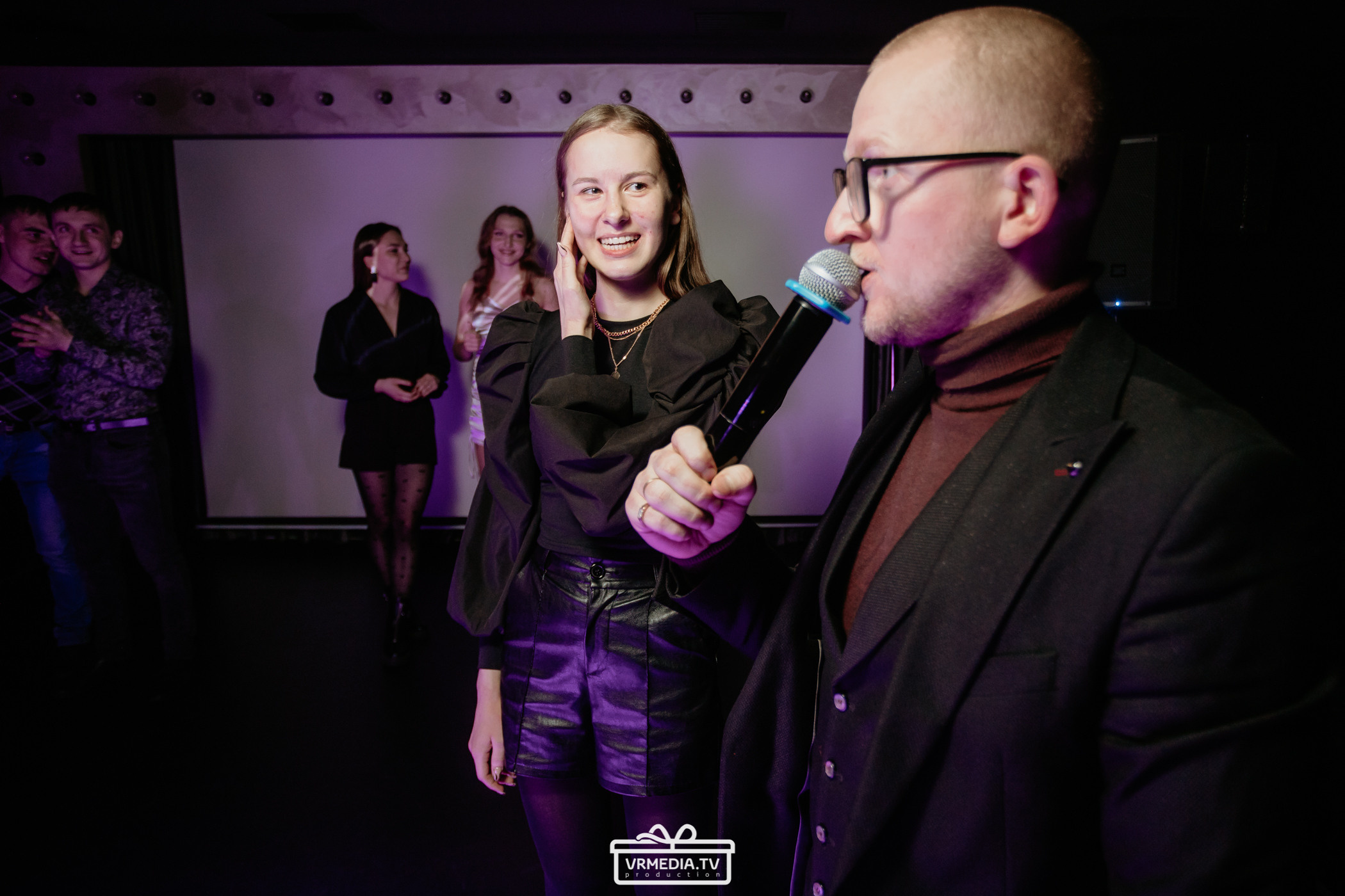 Новый год в караоке «Volna»