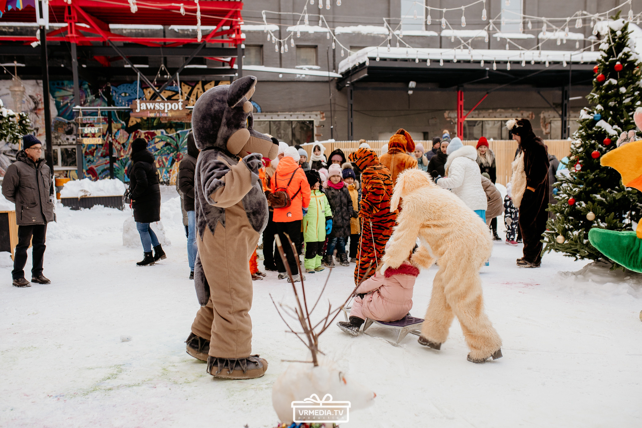 Большая новогодняя «Елка» в культурном пространстве «Редакция»