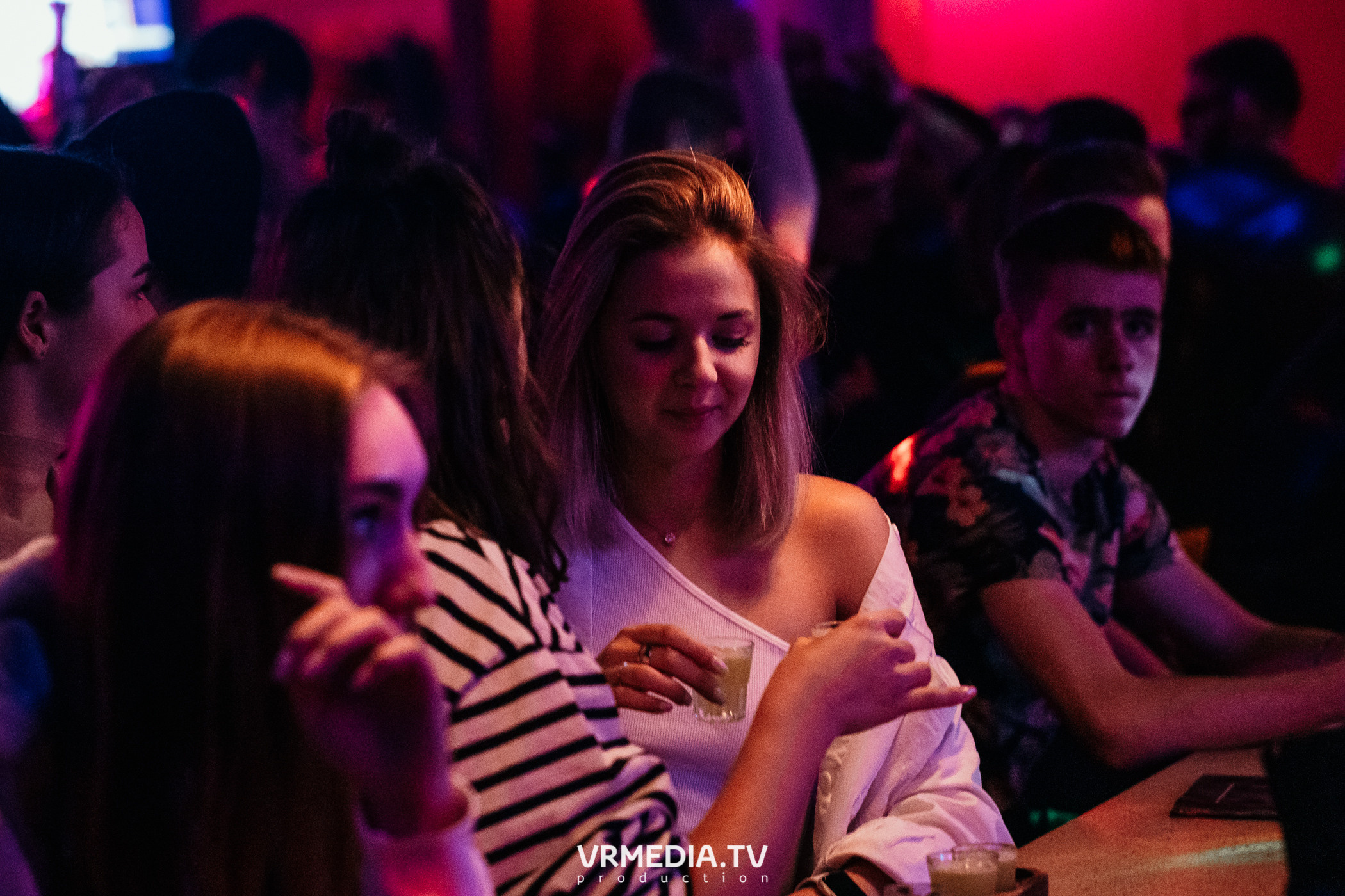 Выходные в баре «Cosmo»