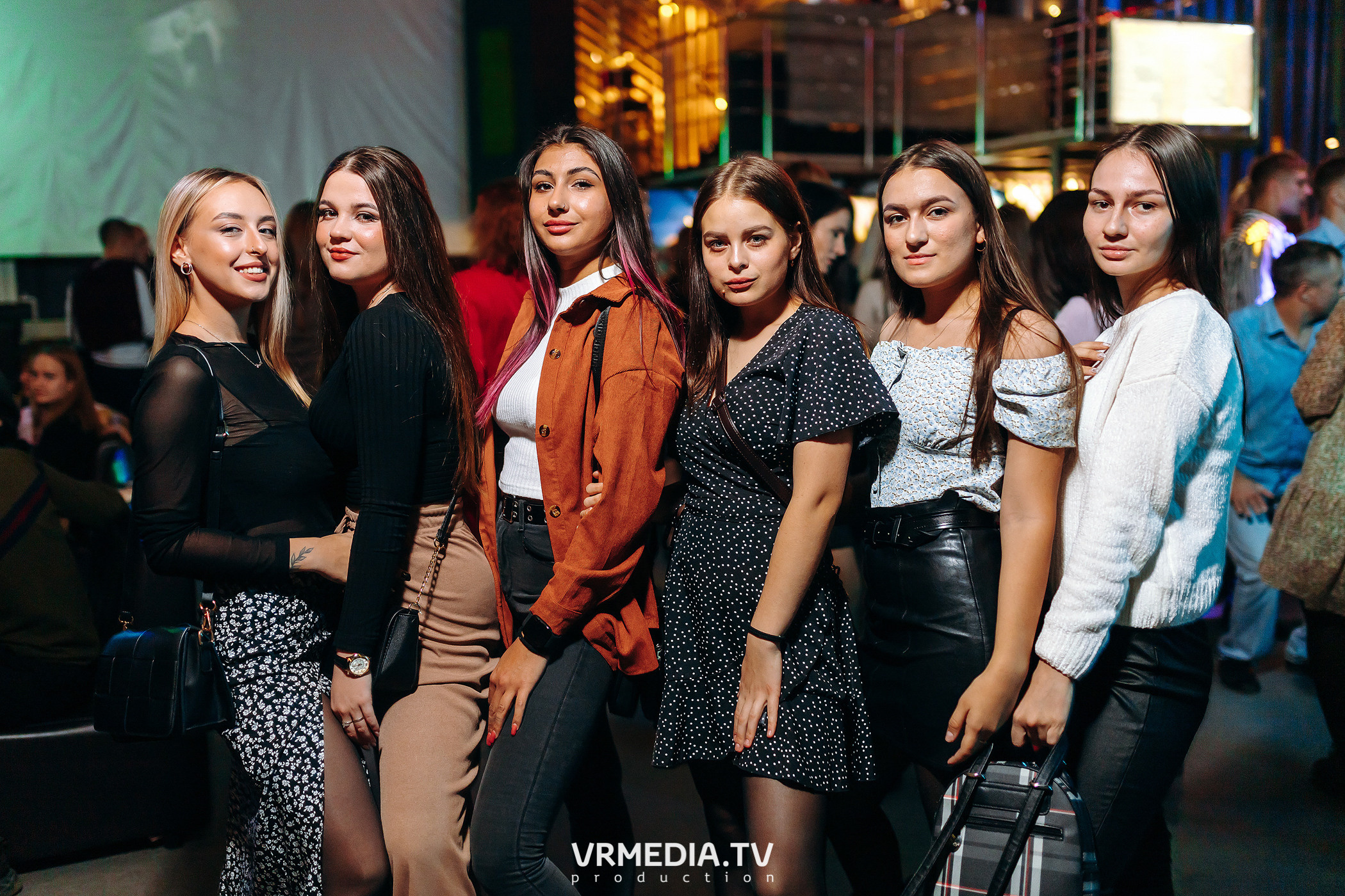 Выходные в баре «DOSKI»