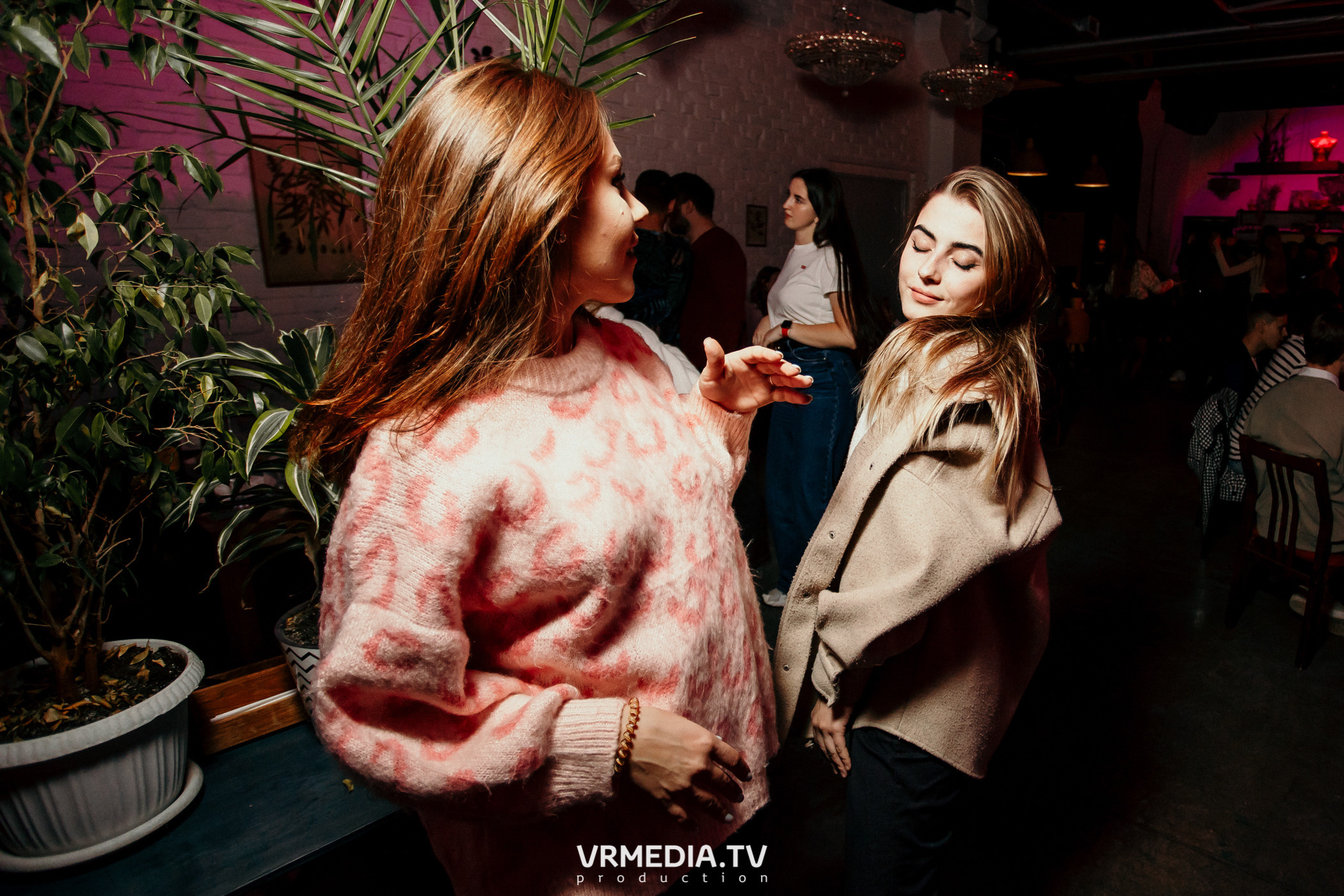 Just Dee B2B Saidex (Новокузнецк) в баре «Сервант»