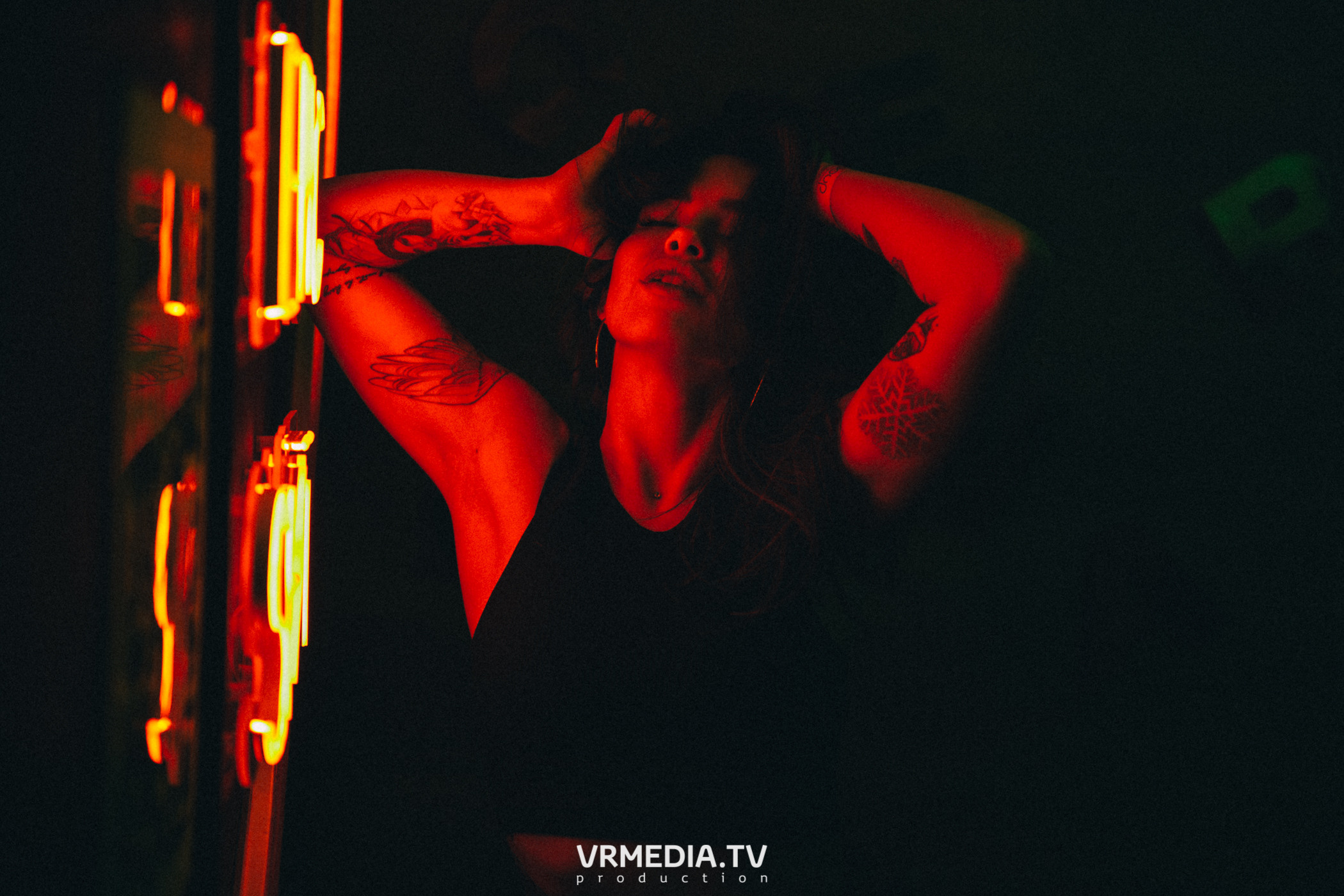 DJ Mikis в НК «Эфир»