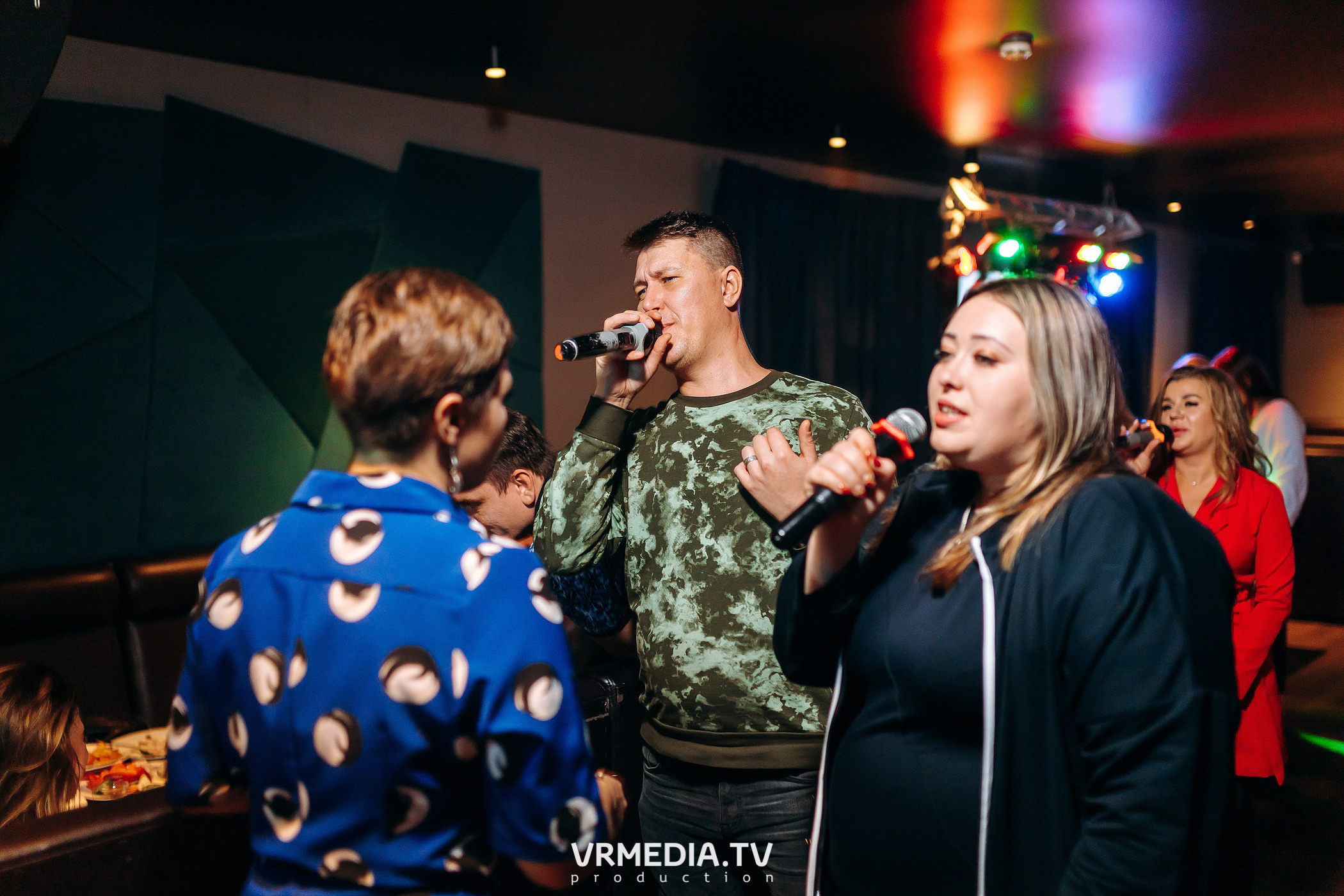 Выходные в баре «DOSKI»