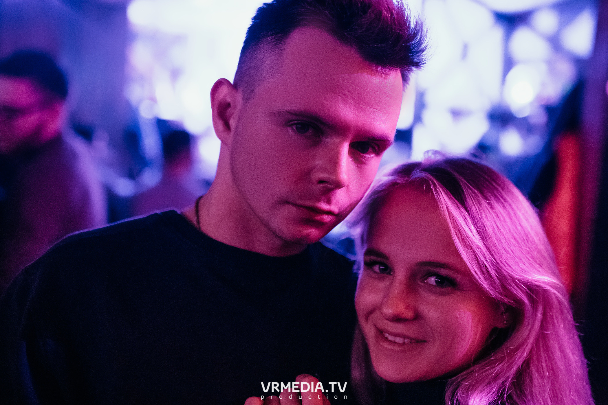 Выходные в баре «Cosmo»