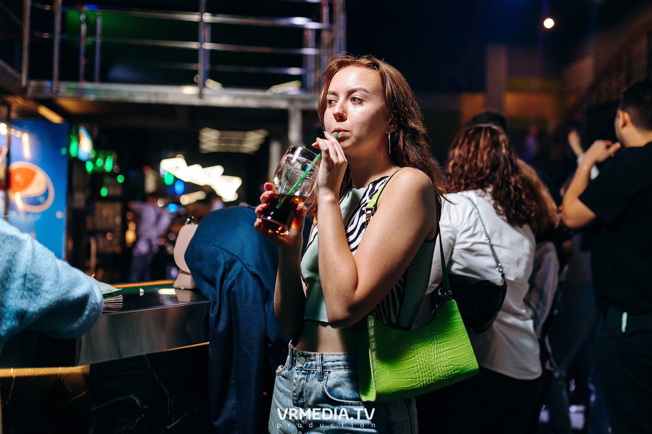 Выходные в баре «DOSKI»