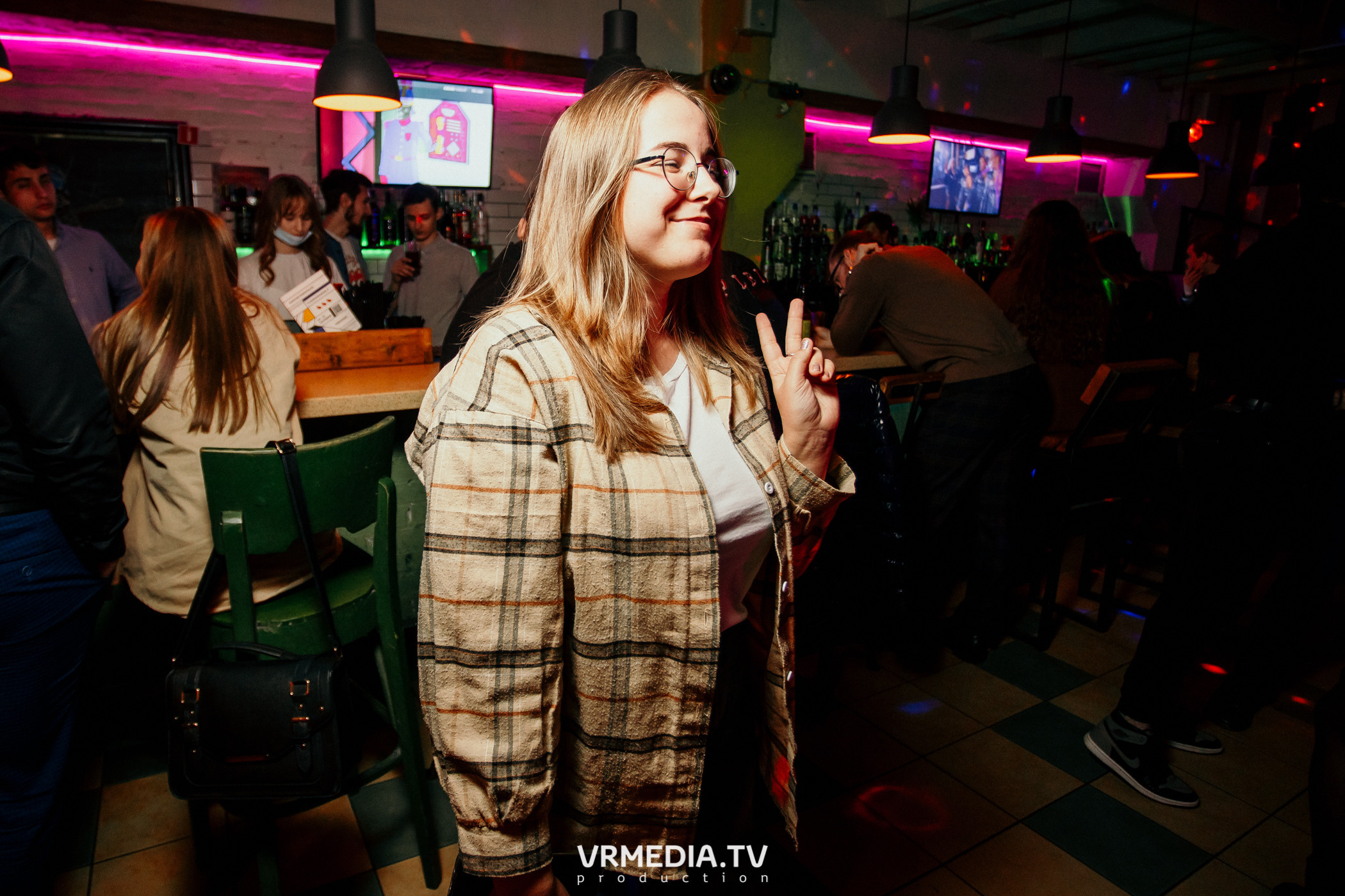 Выходные в баре «Cosmo»