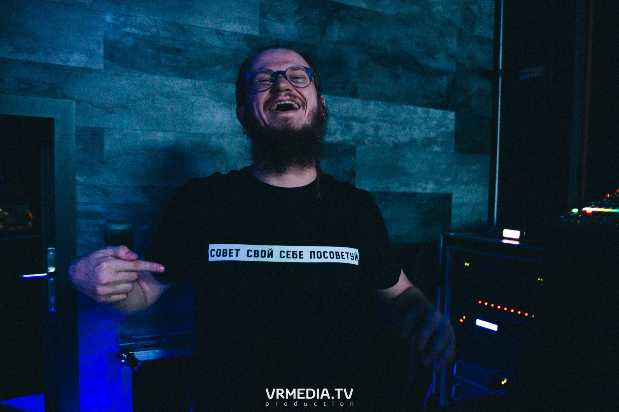 DJ Mikis в НК «Эфир»