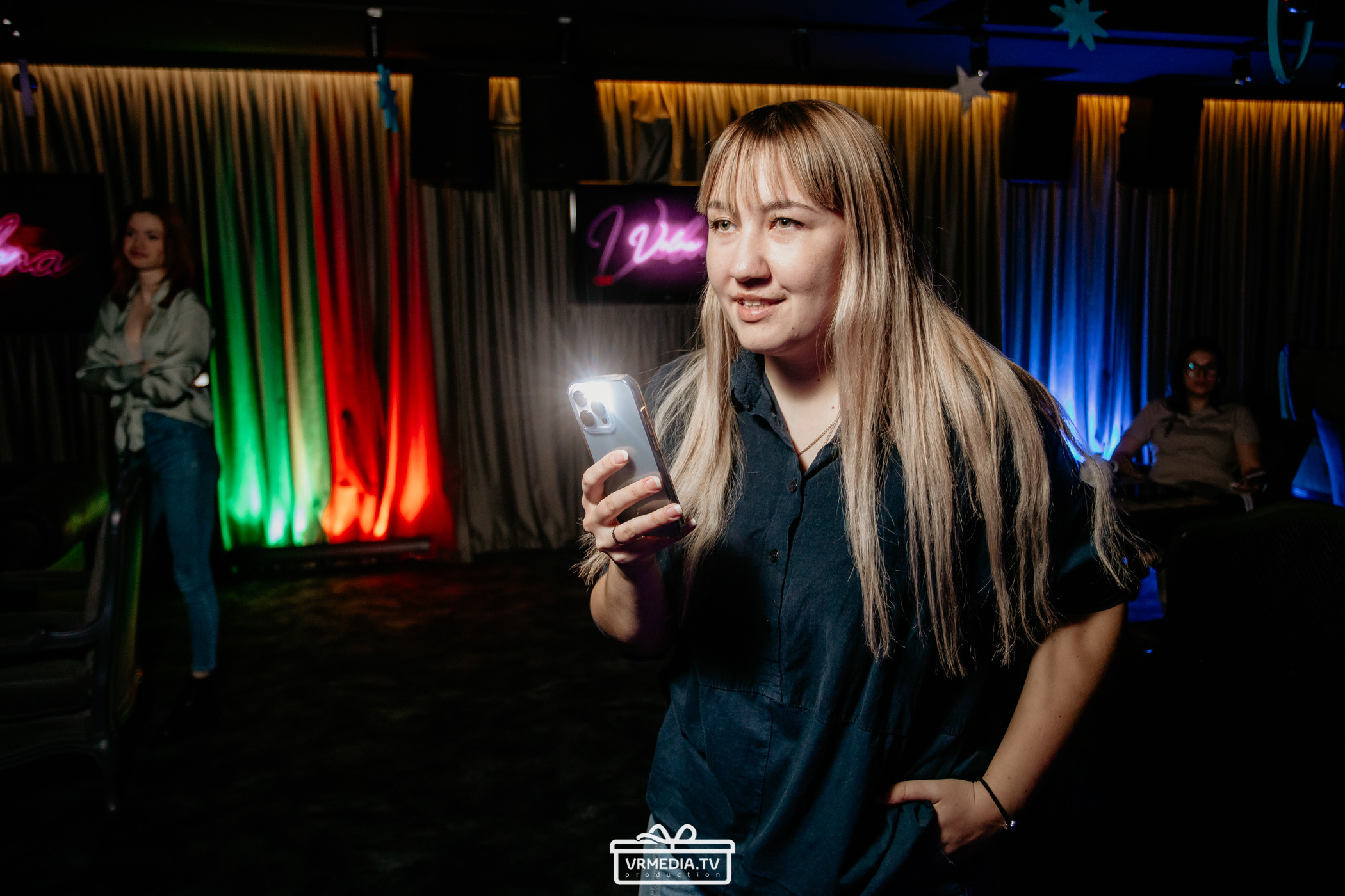 Новый год в караоке «Volna»