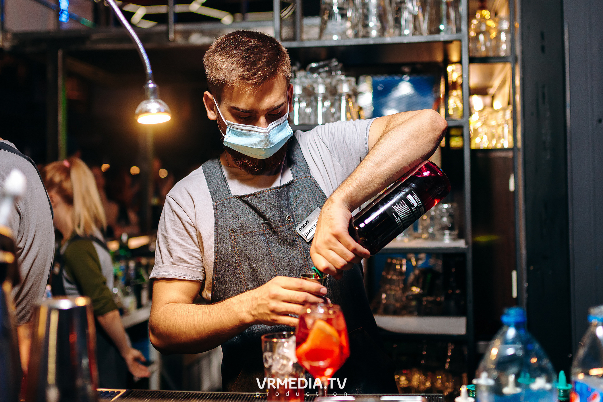 Выходные в баре «DOSKI»