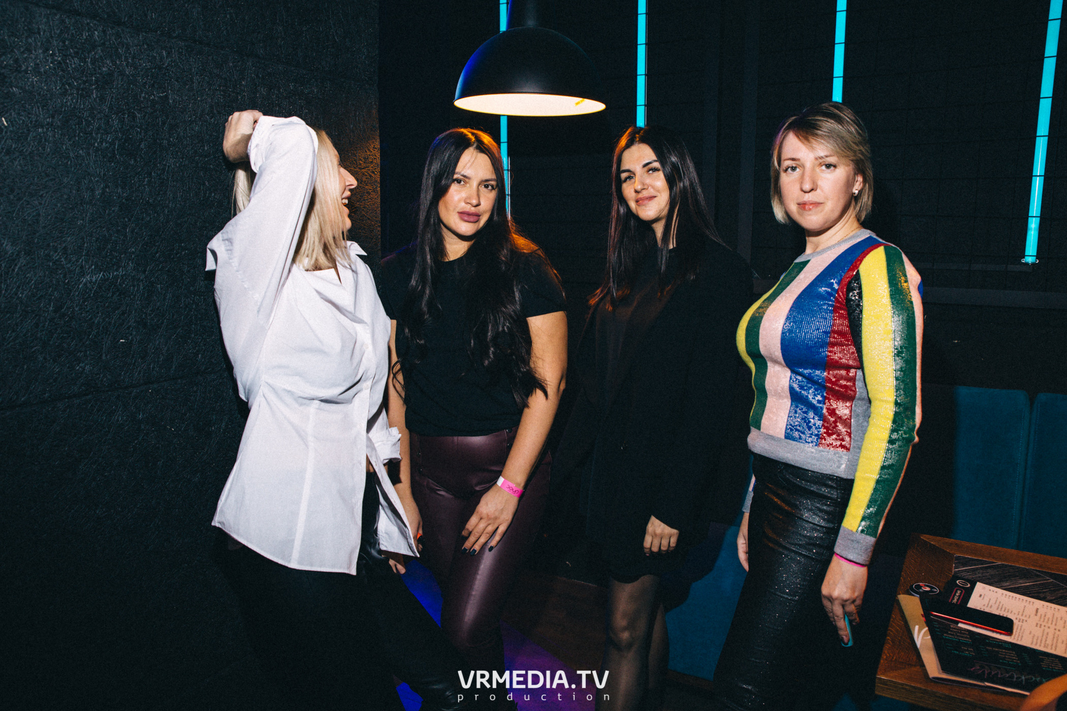 DJ Mikis в НК «Эфир»