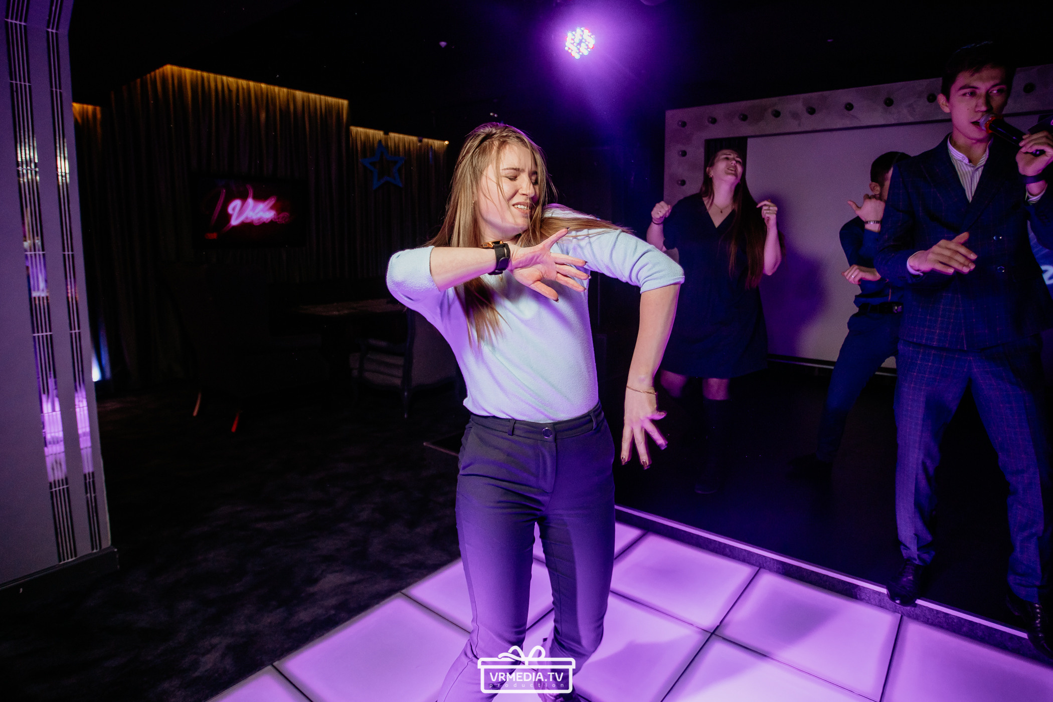 День рождения караоке «Volna»