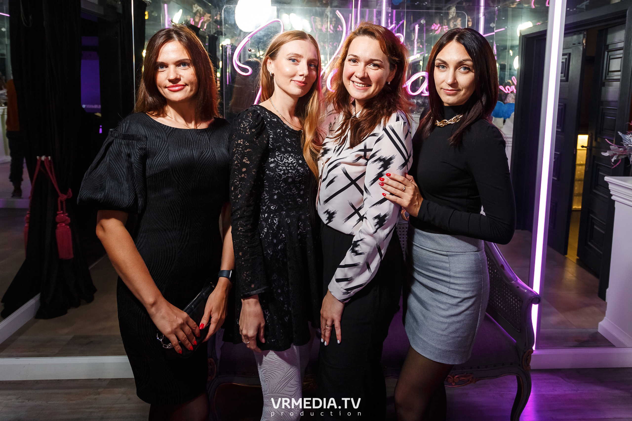 Song of summer в караоке «Volna»