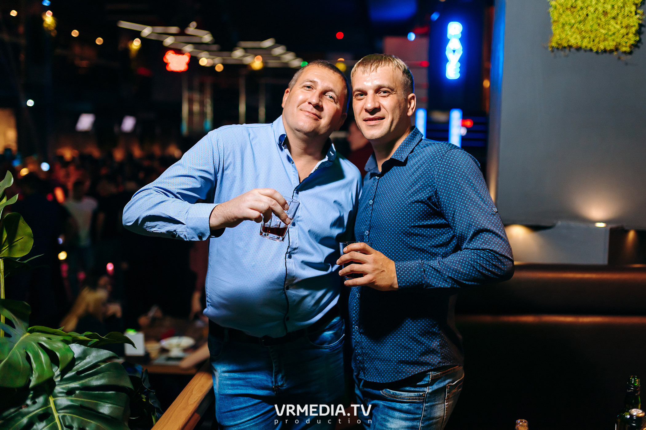 Выходные в баре «DOSKI»