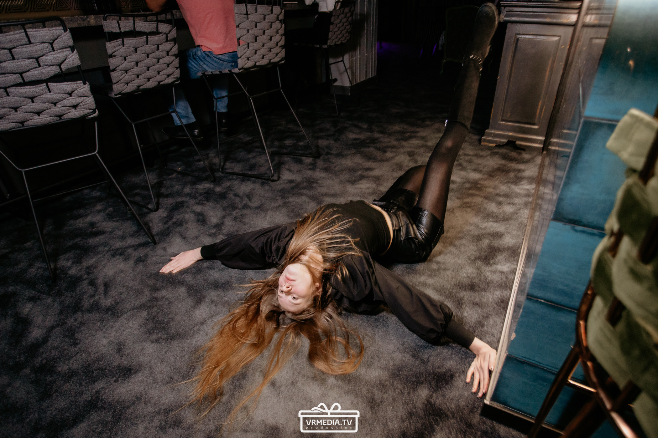 Новый год в караоке «Volna»