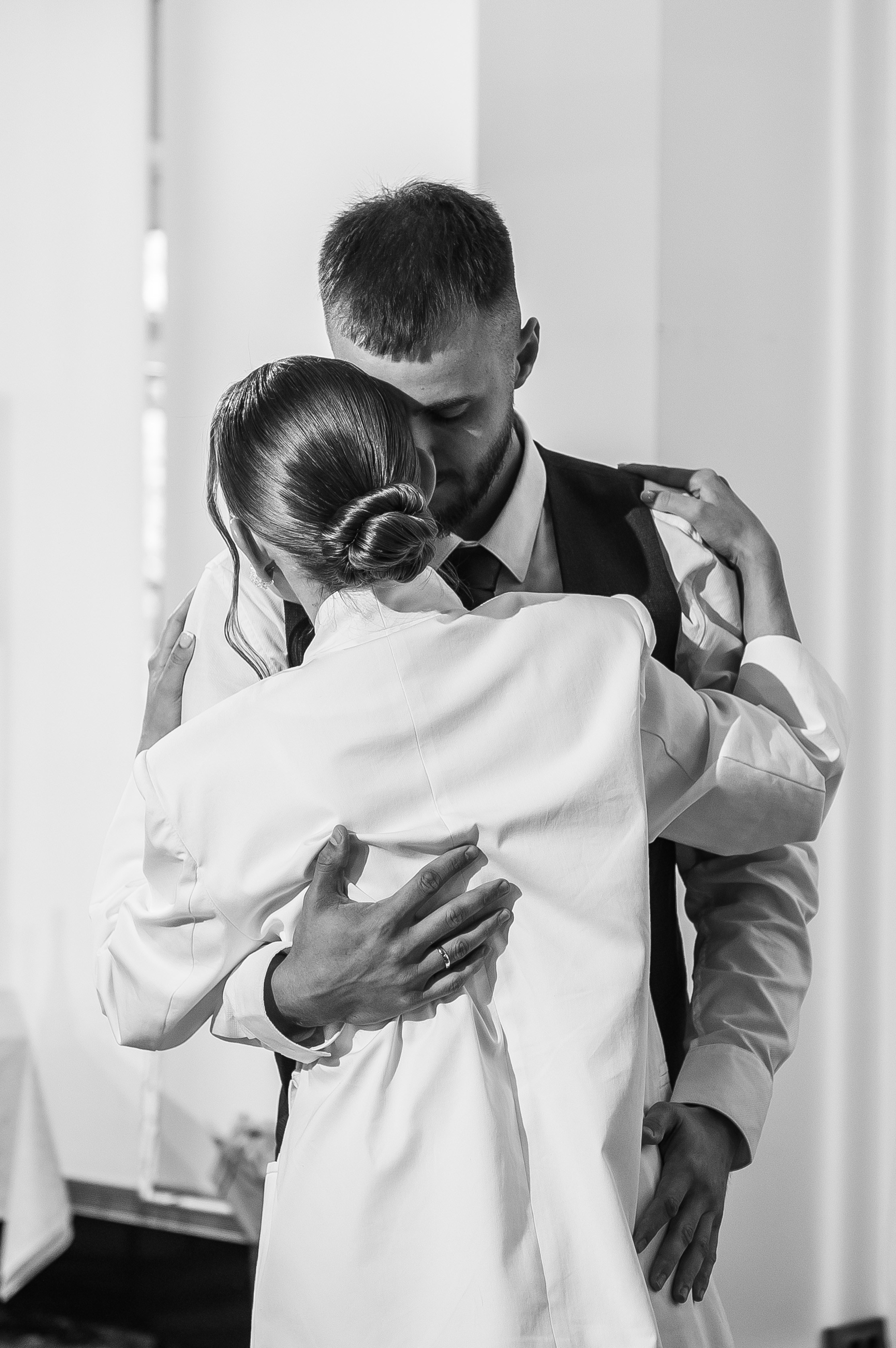 Виктор и Ярослава. Свадебный и портретный фотограф Мария Зыкова Екатеринбург — Снежинск