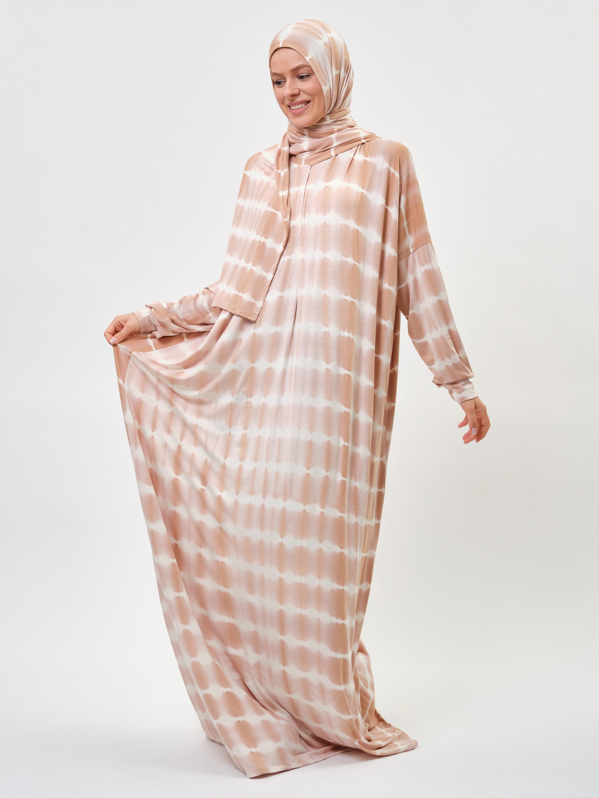 Каталог предметной и fashion-съёмки на белом фоне — Артур Карташев. Фотограф Карташев Артур