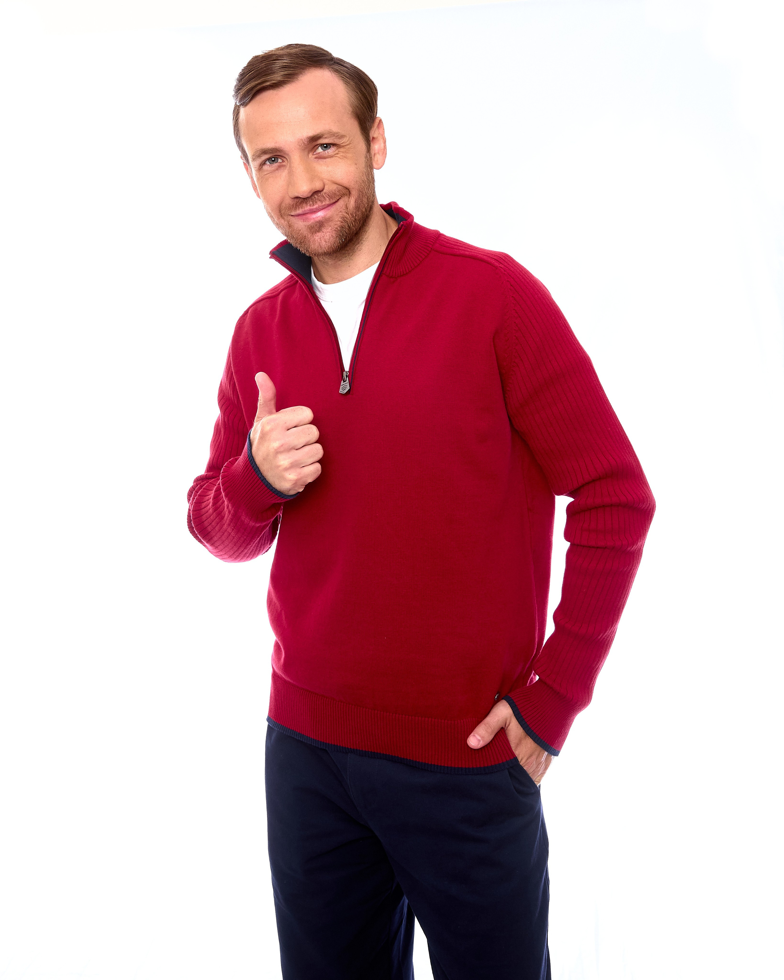 VAVADA. Святослав Лебедев | Рекламный фотограф — Коммерческая съемка, Арт-дирекшн, AI-интеграция