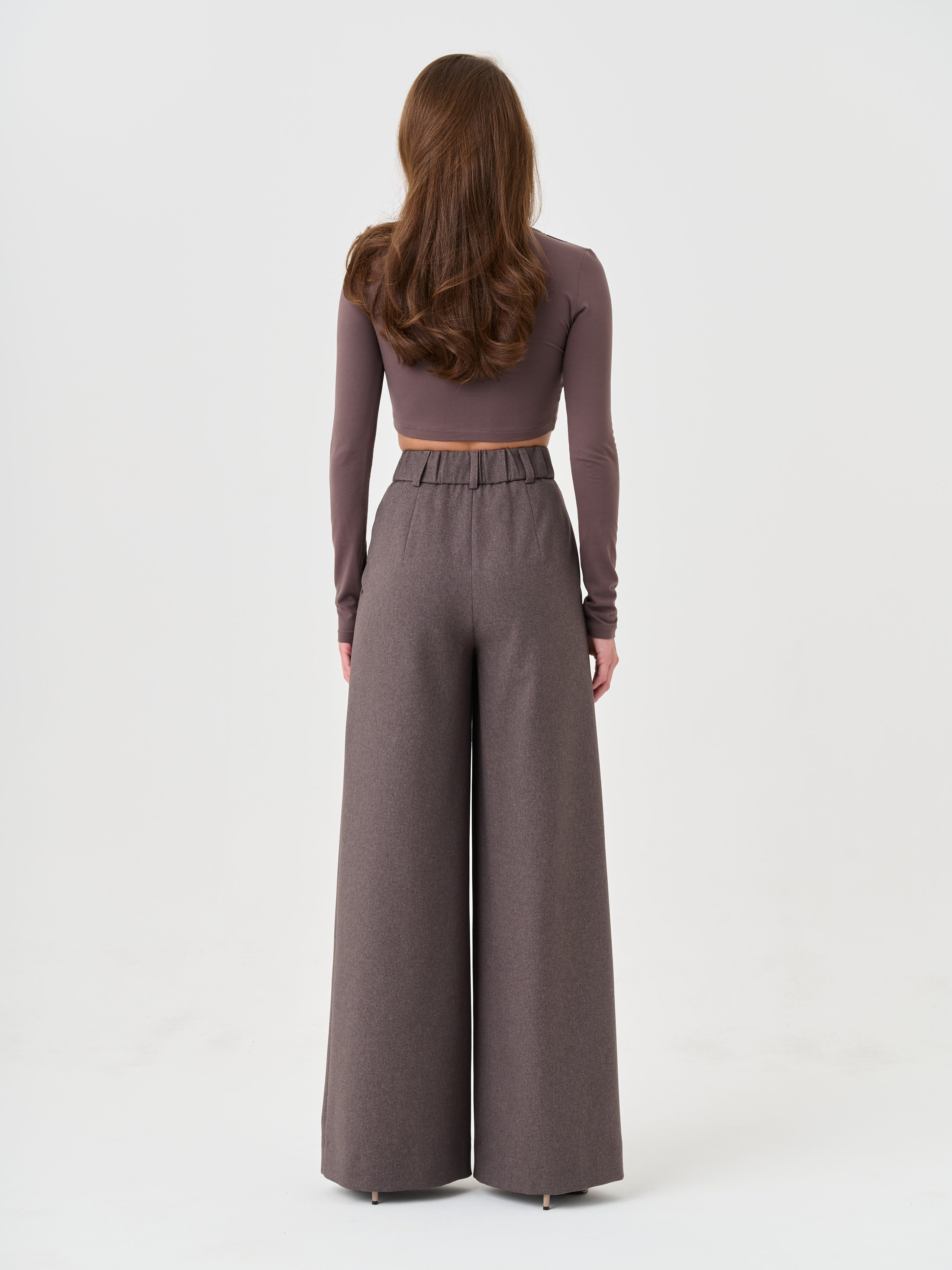 Каталог для продакшна BURO. Fashion фотограф в Москве Ксения Чупрунова