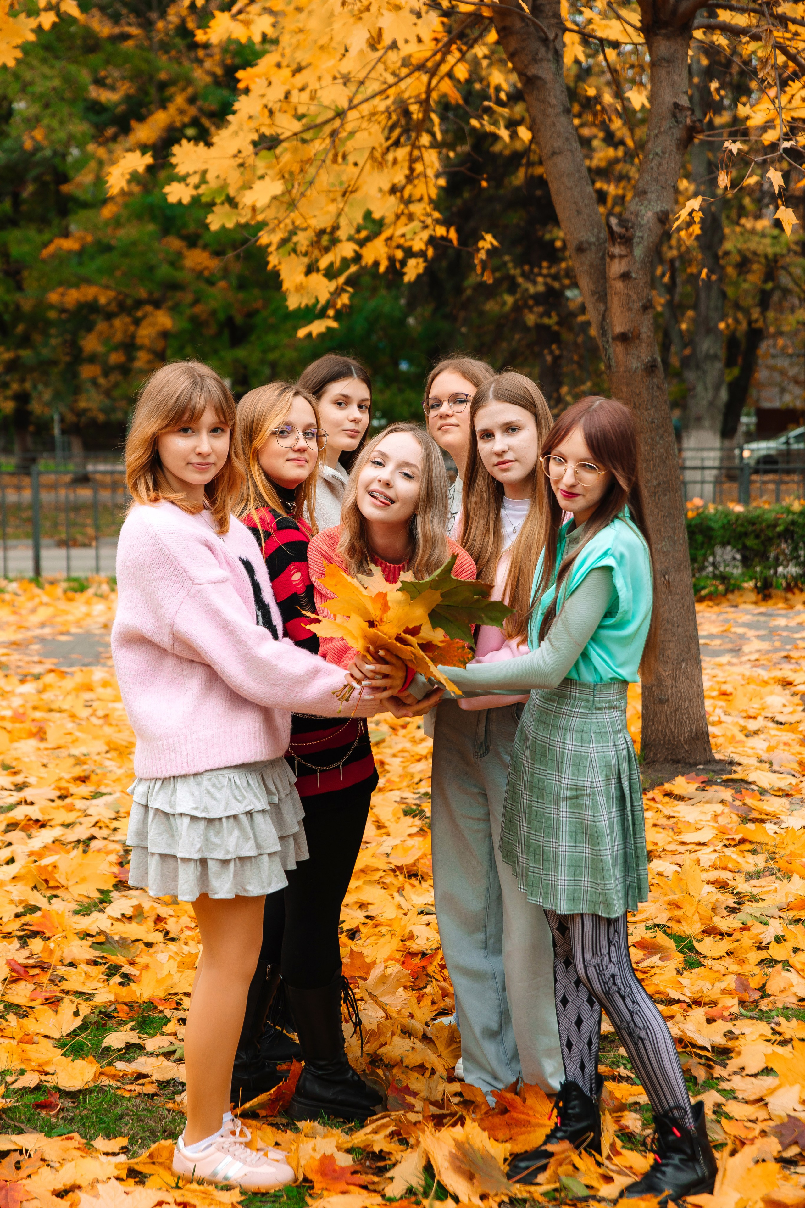 ОСЕННИЕ СТАРШИЕ КЛАССЫ. Свадебный и семейный фотограф в Курске и Курчатове