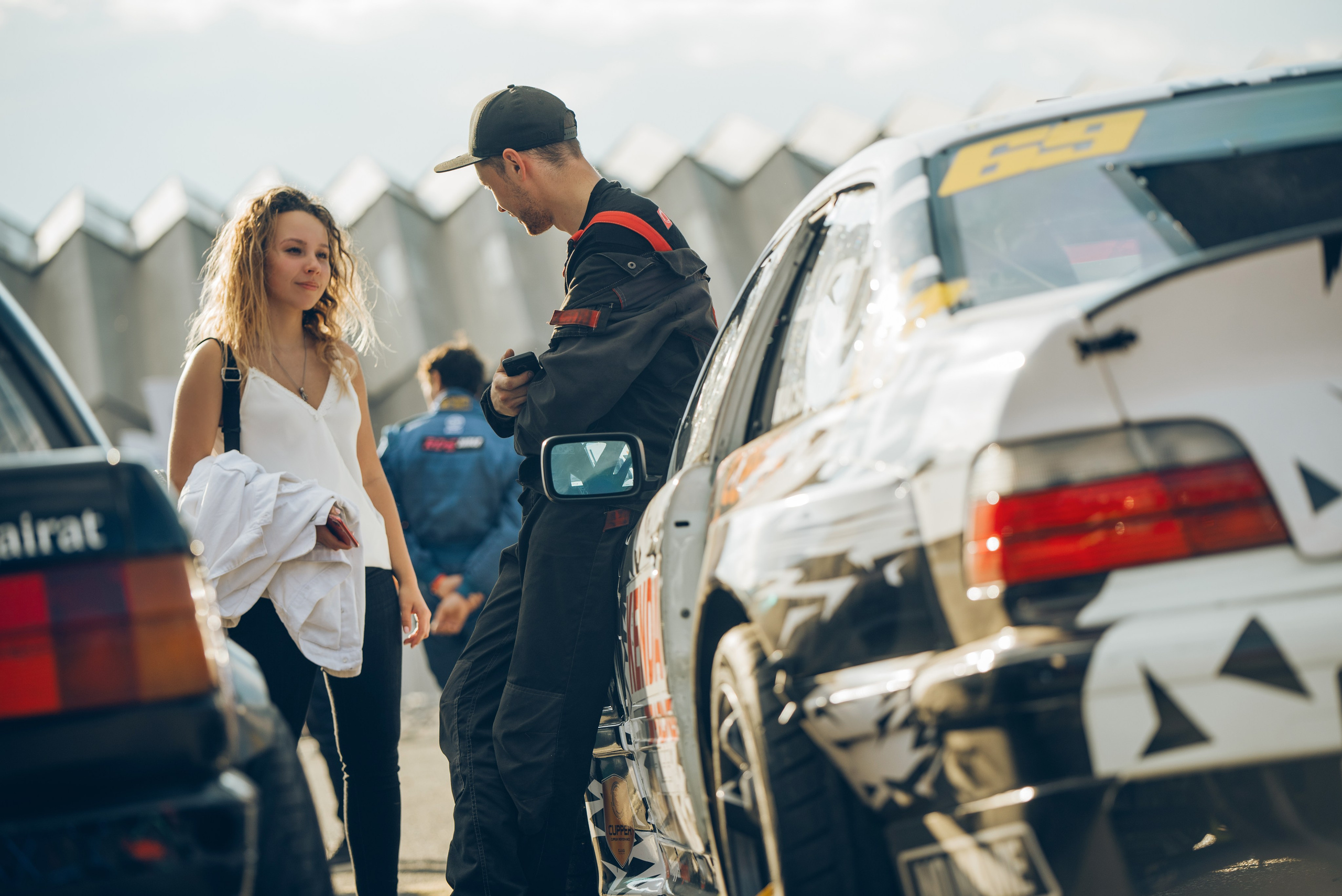 Rds запад ADM Raceway. DeLorein