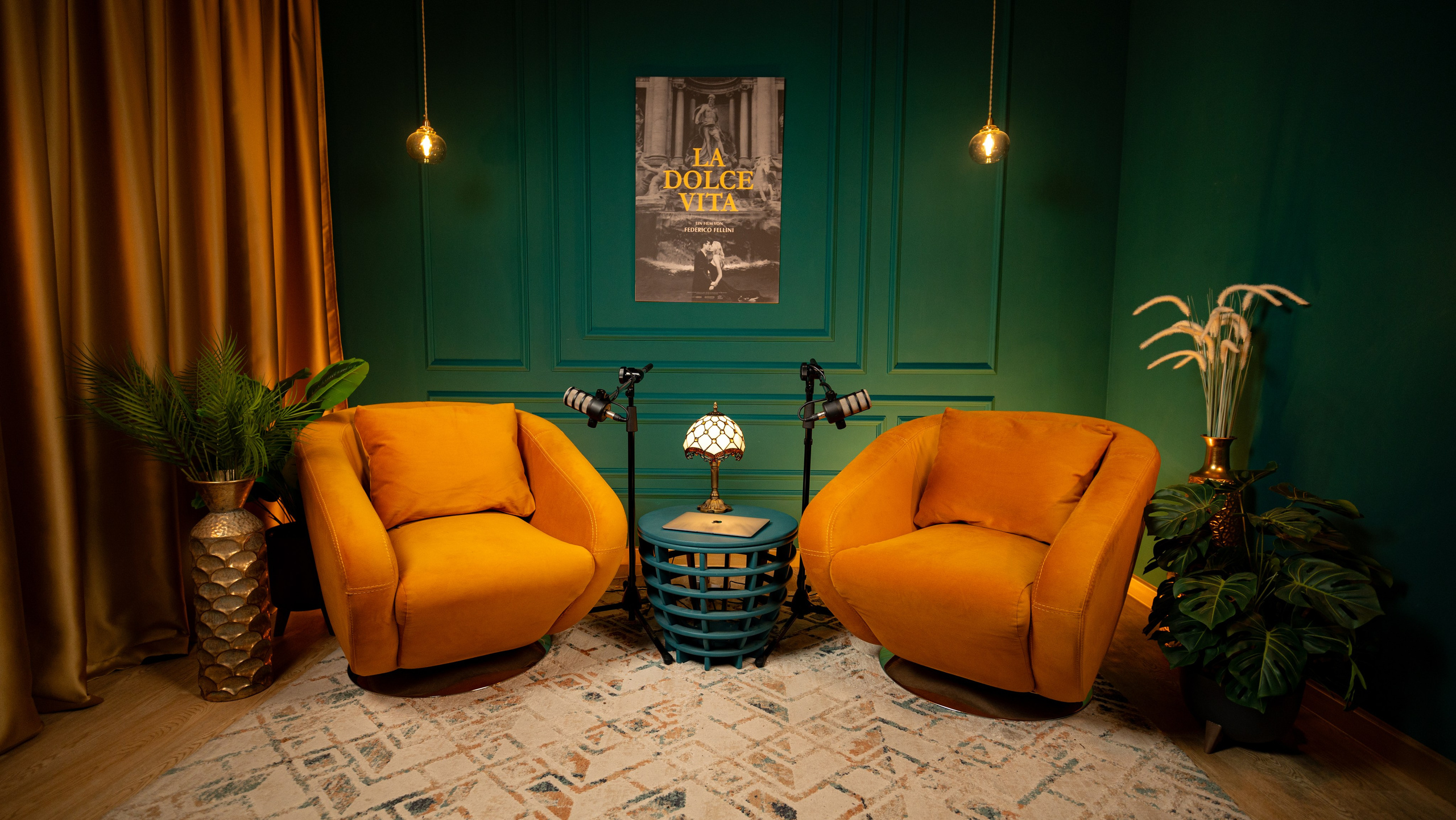 Студия RecRoom. Photographer & Filmmaker in Saint-Petersburg