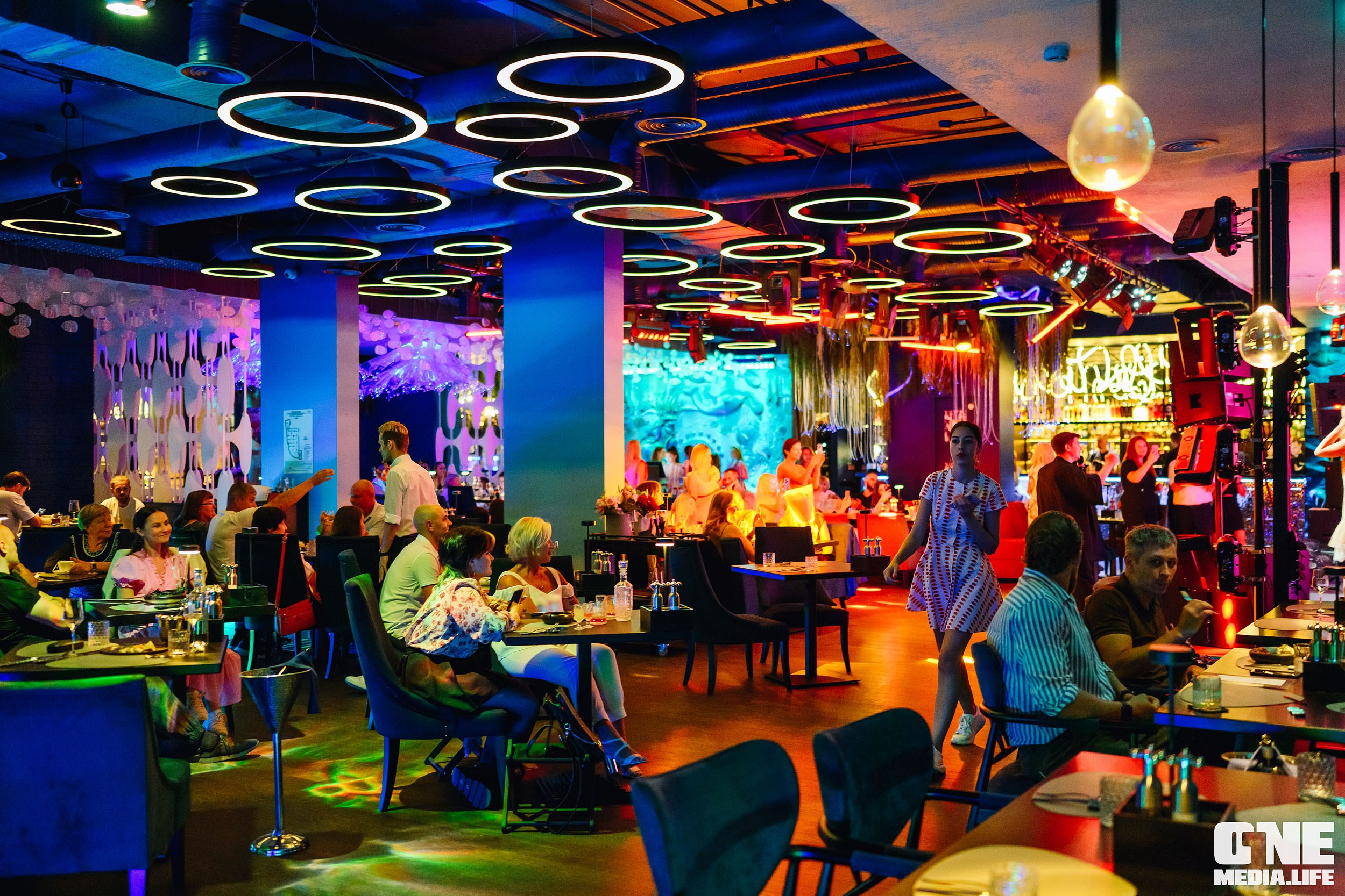 Фоторепортаж с вечеринки в ресторане Океан. One Media Life: фоторепортажи, фотоотчеты с мероприятий и заведений