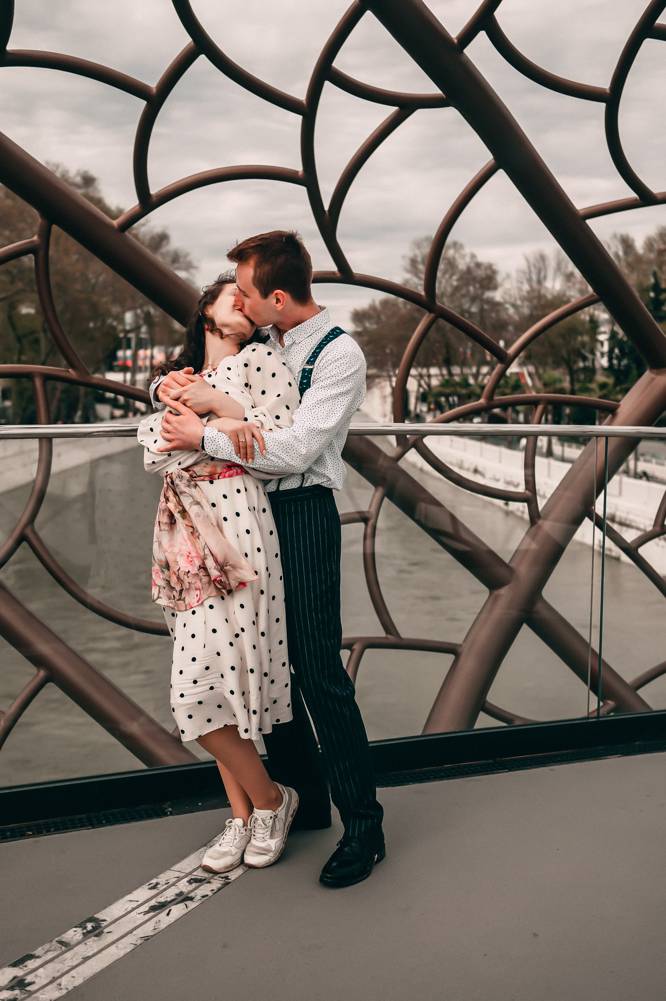 Сливовый сад, морпорт, пляж Ривьера. Свадебный и семейный фотограф София Невская