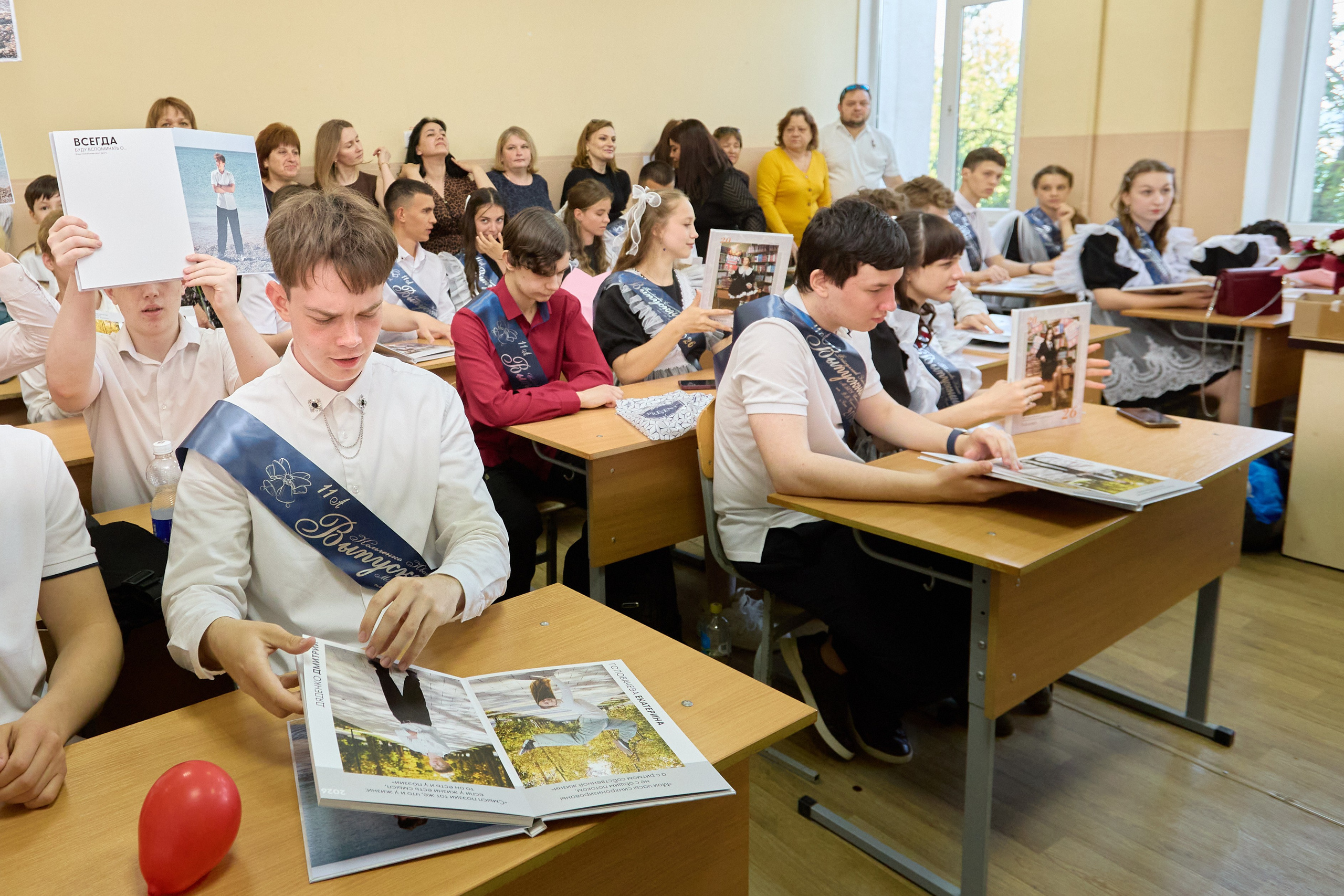 Последний звонок 6 шк 11А Саки. Фотограф в Крыму Светлана Викулова