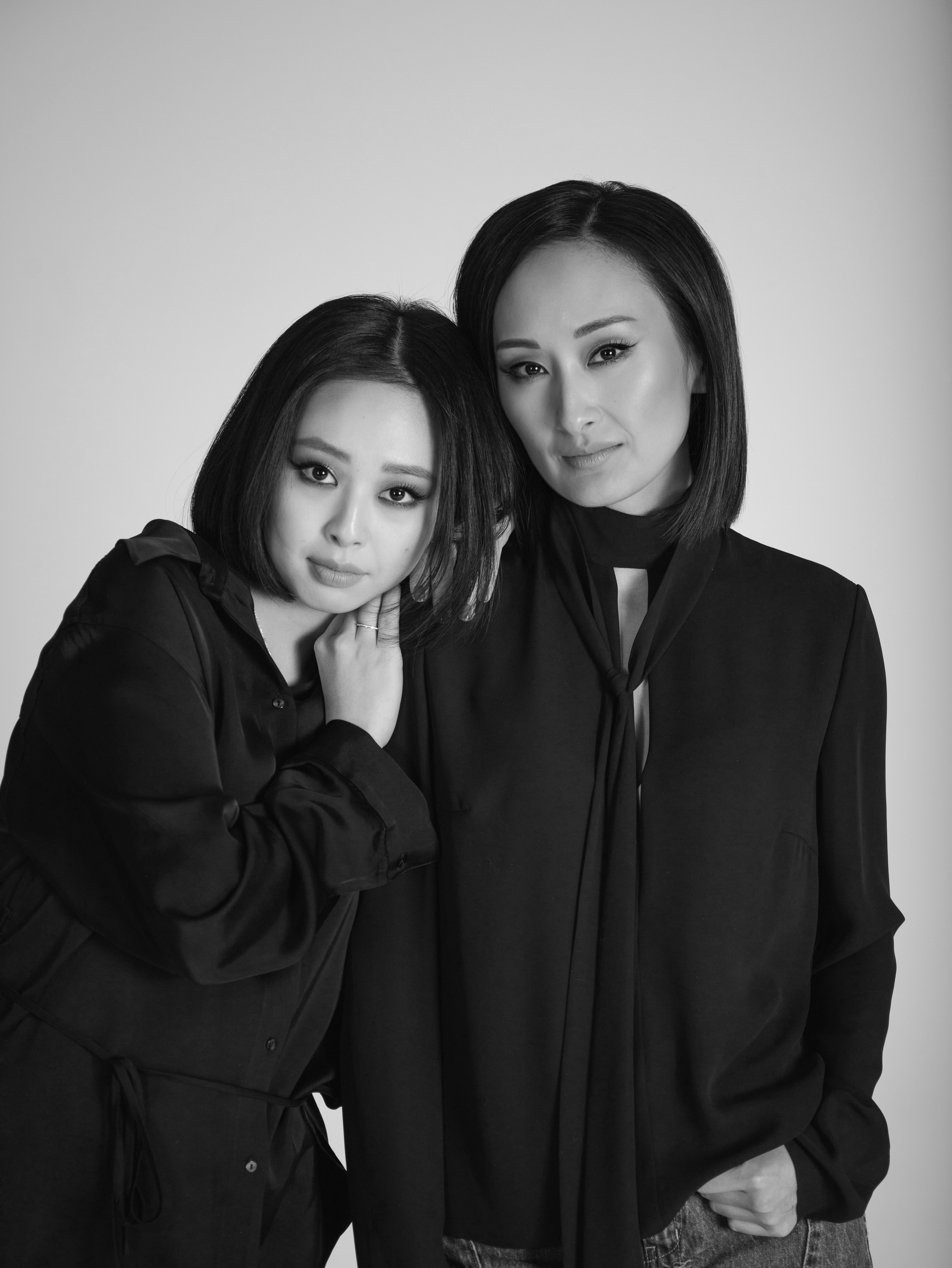 Мама и дочка, студийная съемка. Свадебный и семейный фотограф в Москве Мила Широких