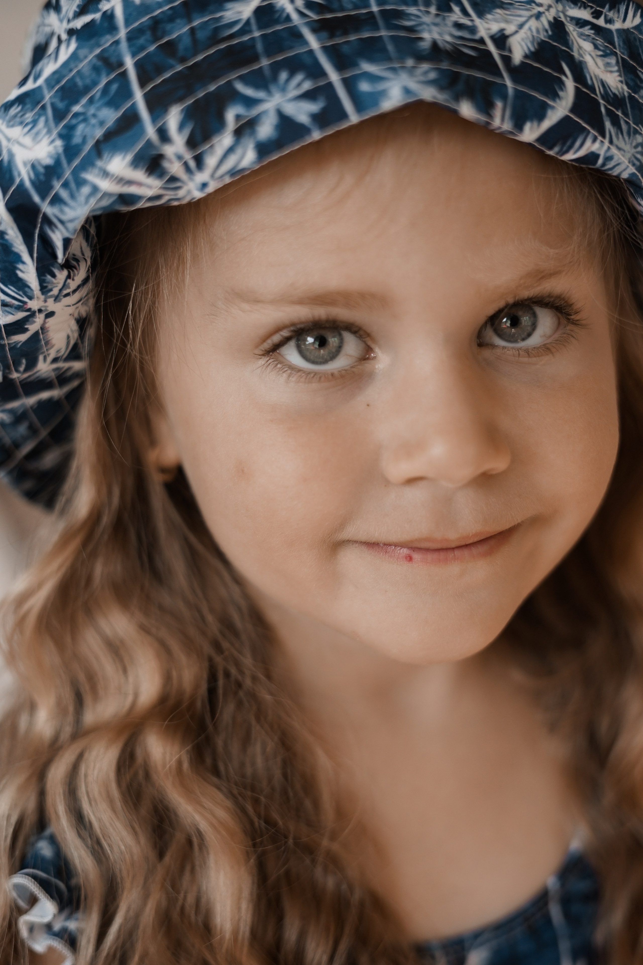 ЛЕТНИЙ ФОТОПРОЕКТ. ДЕТИ. Портретный и семейный фотограф в Мариуполе, РФ. Даша Жогло