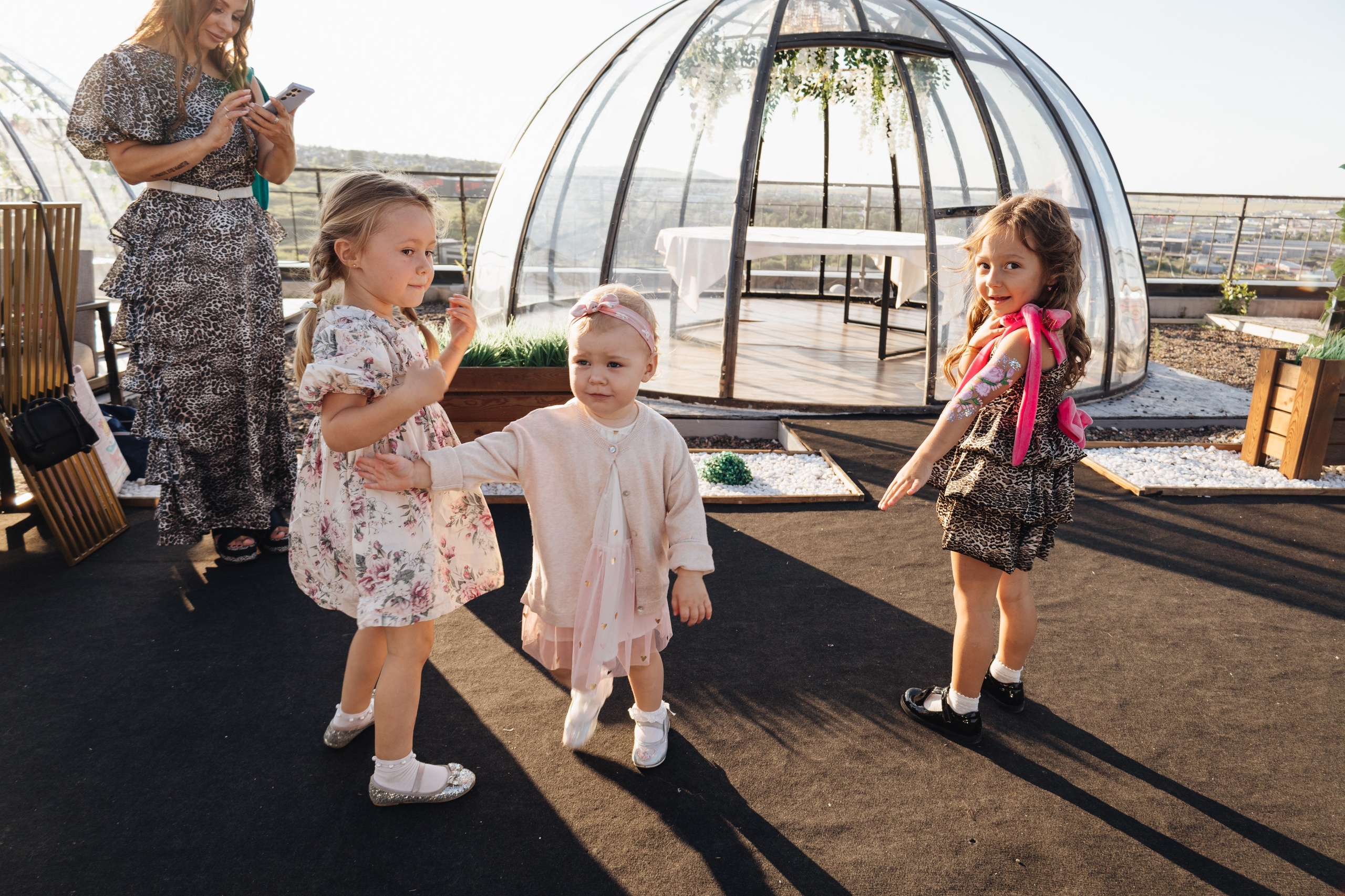 На крыше. Красноярск. День рождения Леи. Фотограф Ирина Колесникова