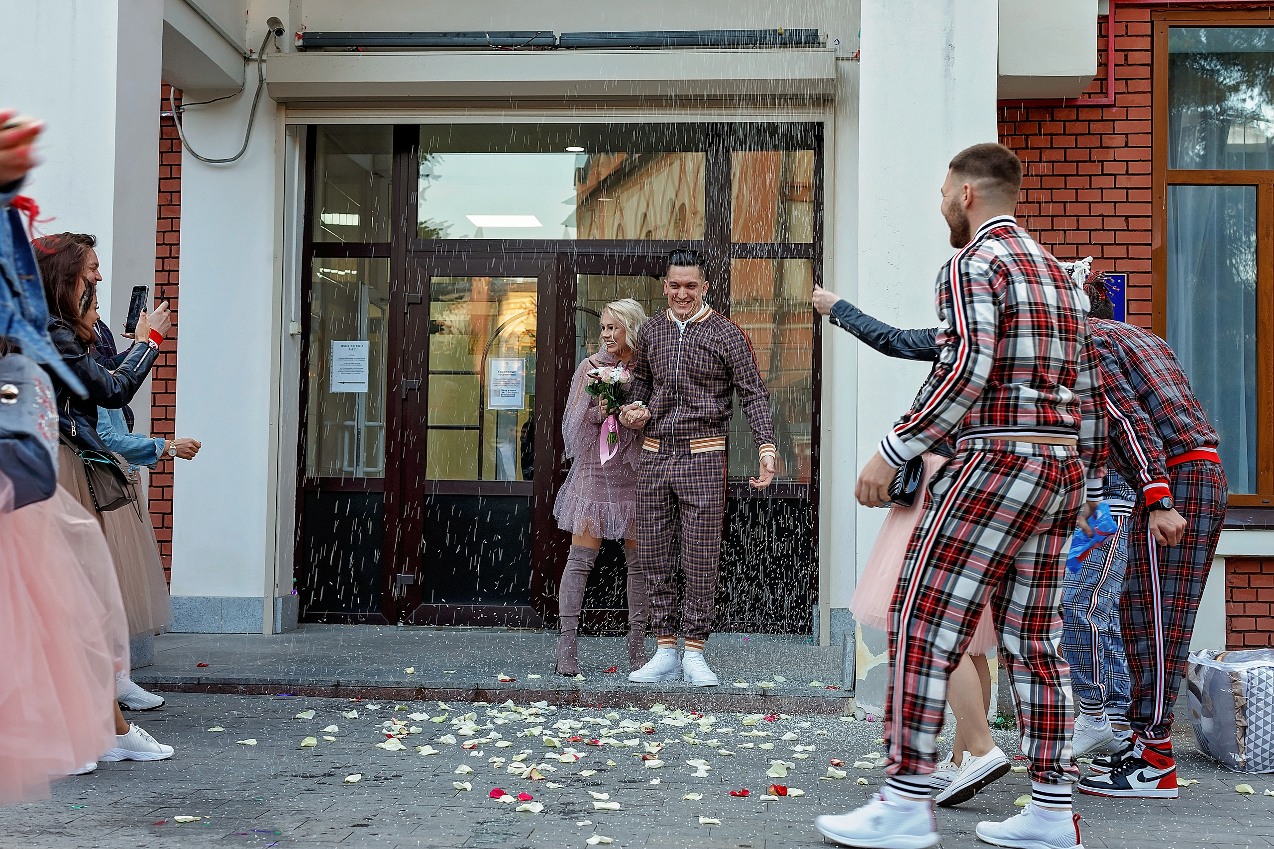 Саша и Катя (style of the film Gentlemen). Геннадий Степанов —фотограф в Москве