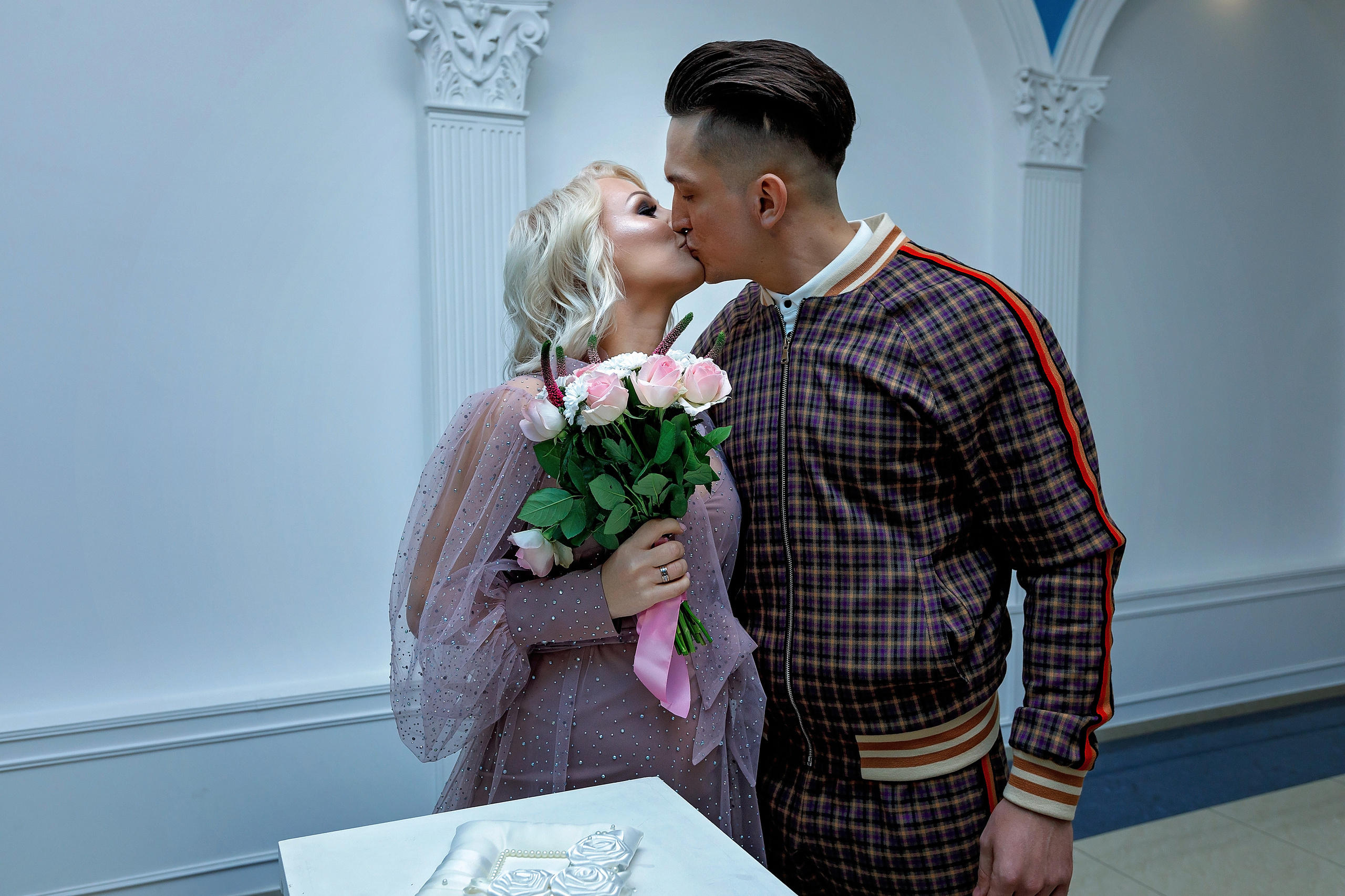 Саша и Катя (style of the film Gentlemen). Геннадий Степанов —фотограф в Москве