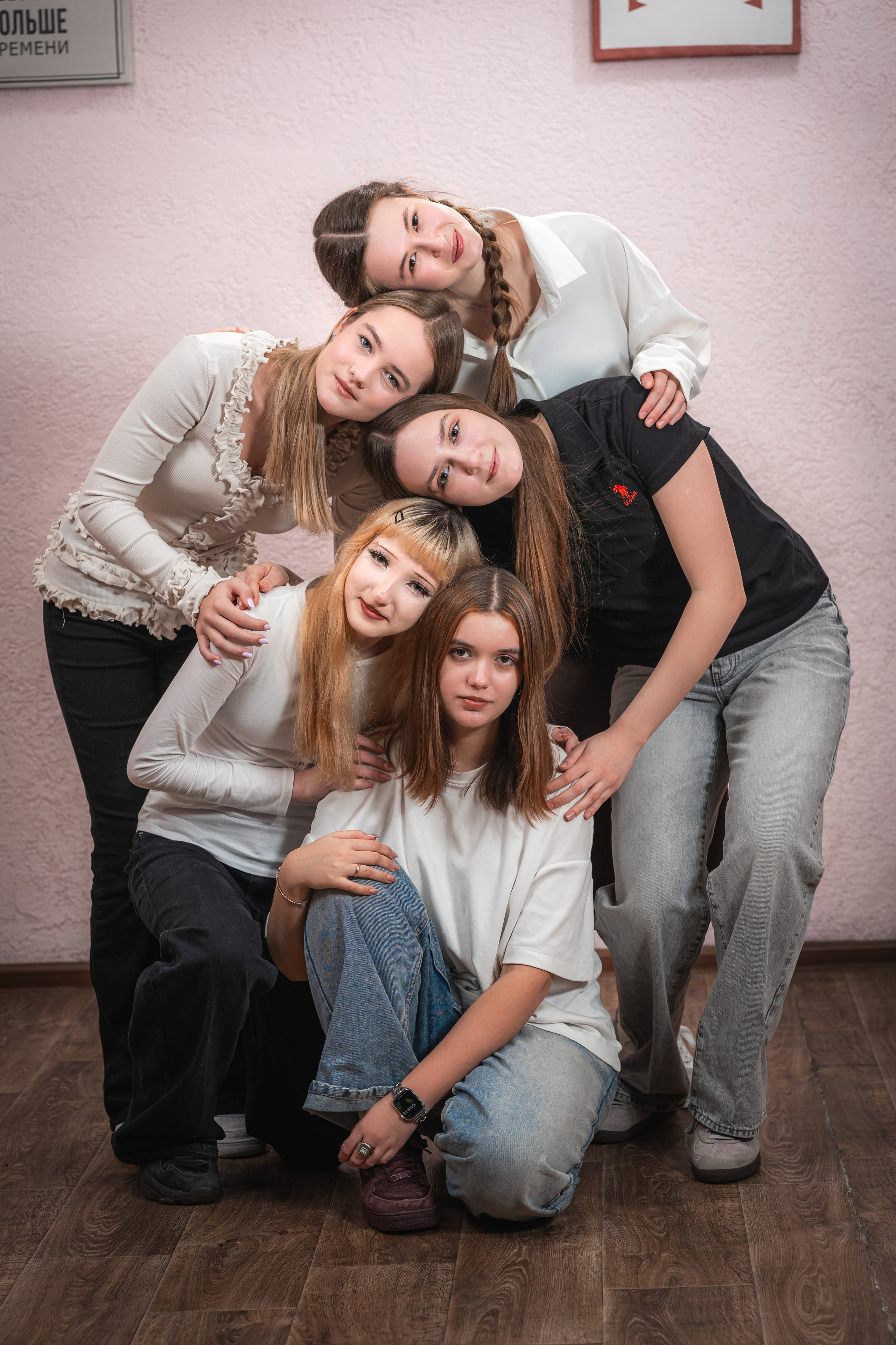 Выпускной альбом 9Б Долгопрудный. Фотограф Анна Колесникова