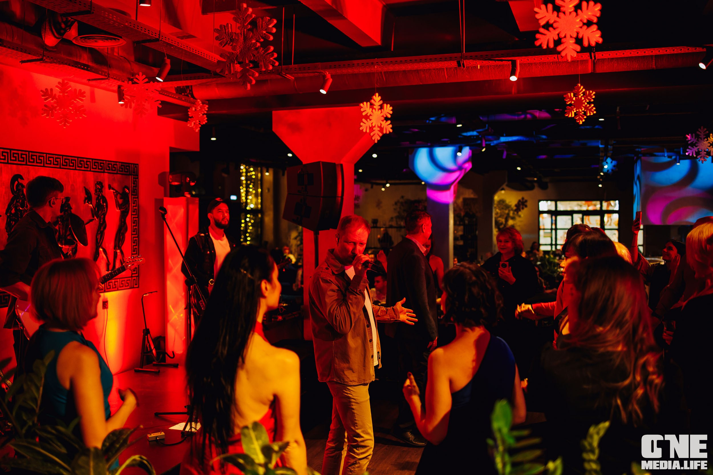 Клубный концерт в El Greco: Братья Грим. One Media Life: фоторепортажи, фотоотчеты с мероприятий и заведений