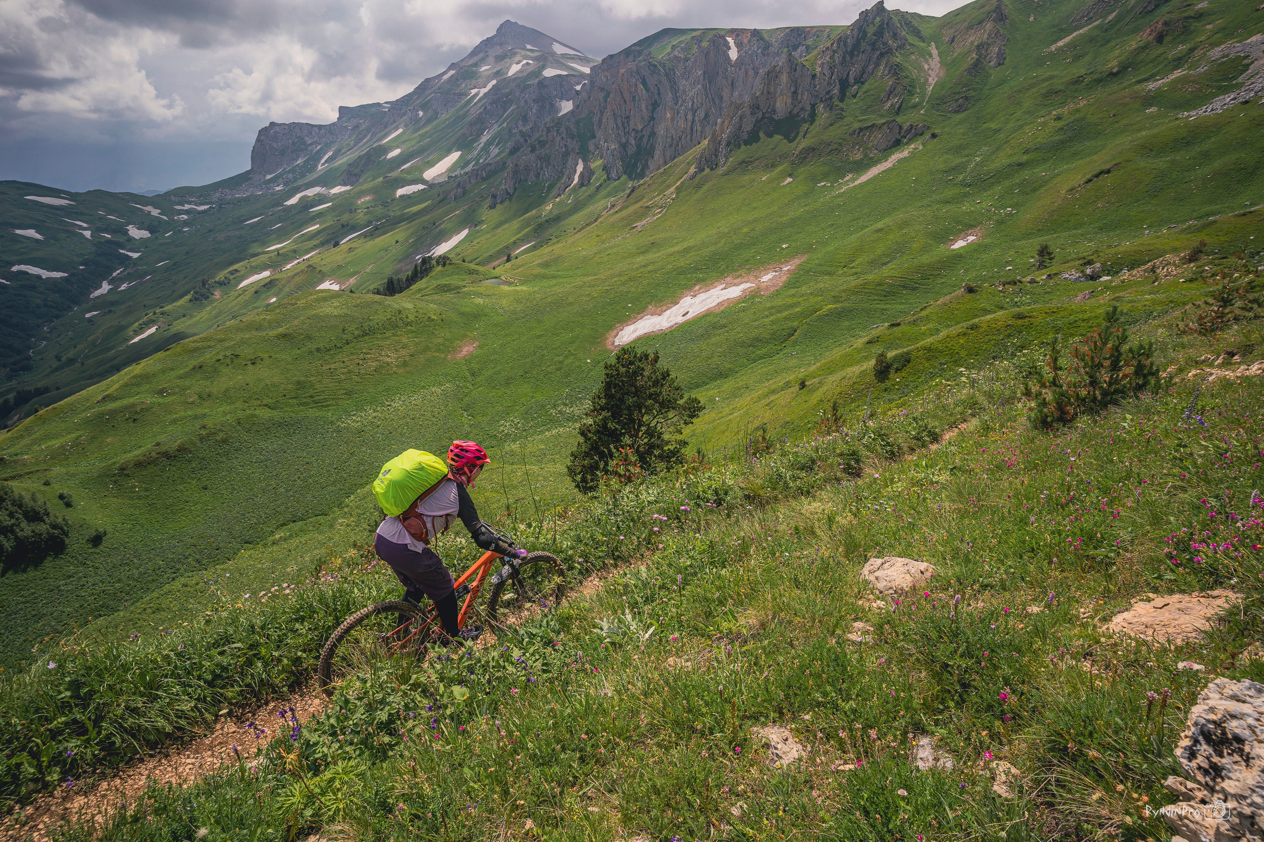 Велотур Велотридцатка 13 июля 2024 Ковальтур. Репортажный фотограф в Краснодаре Рындин Дмитрий