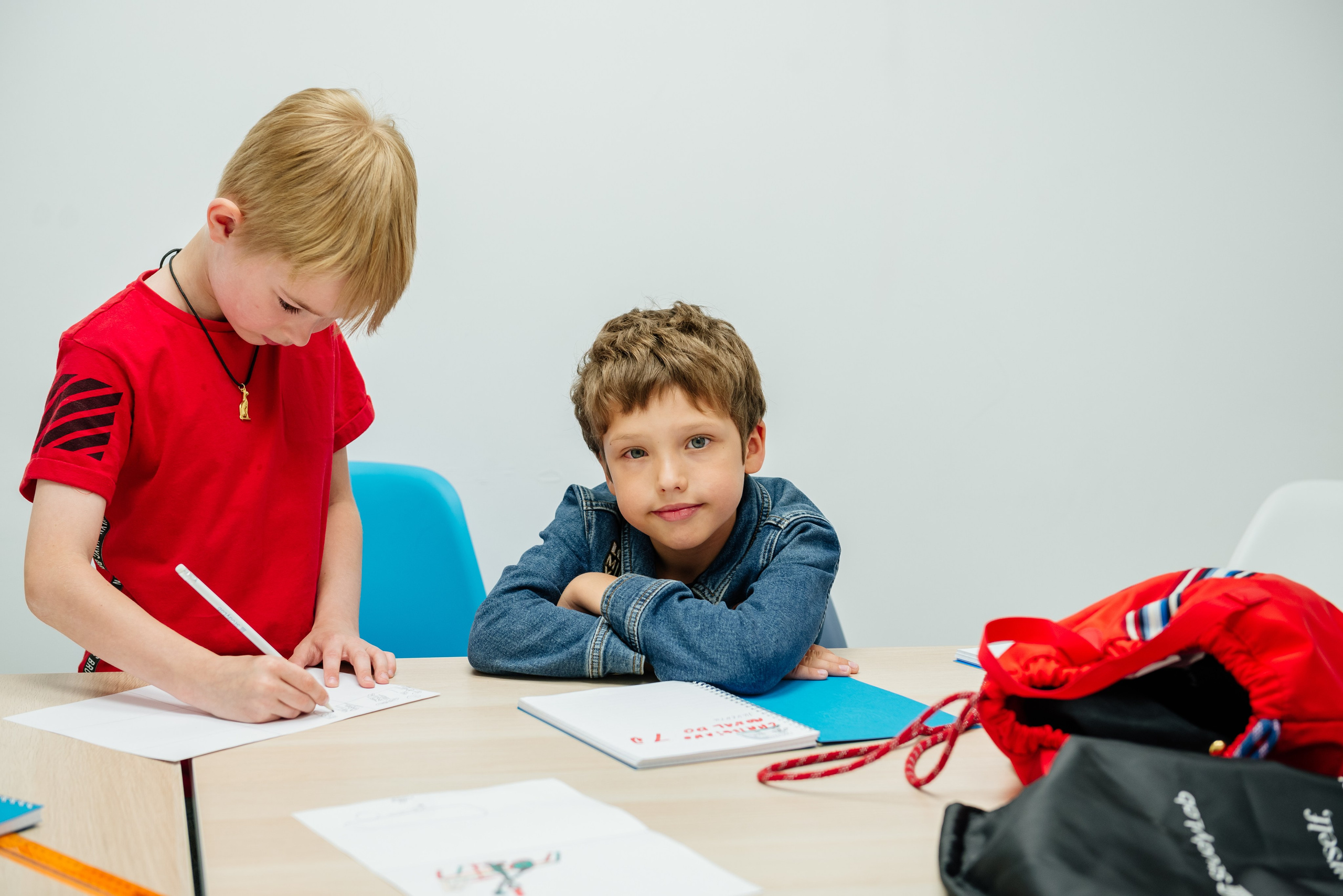 Английская школа. Study Lab. Фотограф LANA STIL. Семейный, репортажный фотограф, студия. Женский, мужской портрет. Фотографирую территориально в г. Королев, Москва, МО