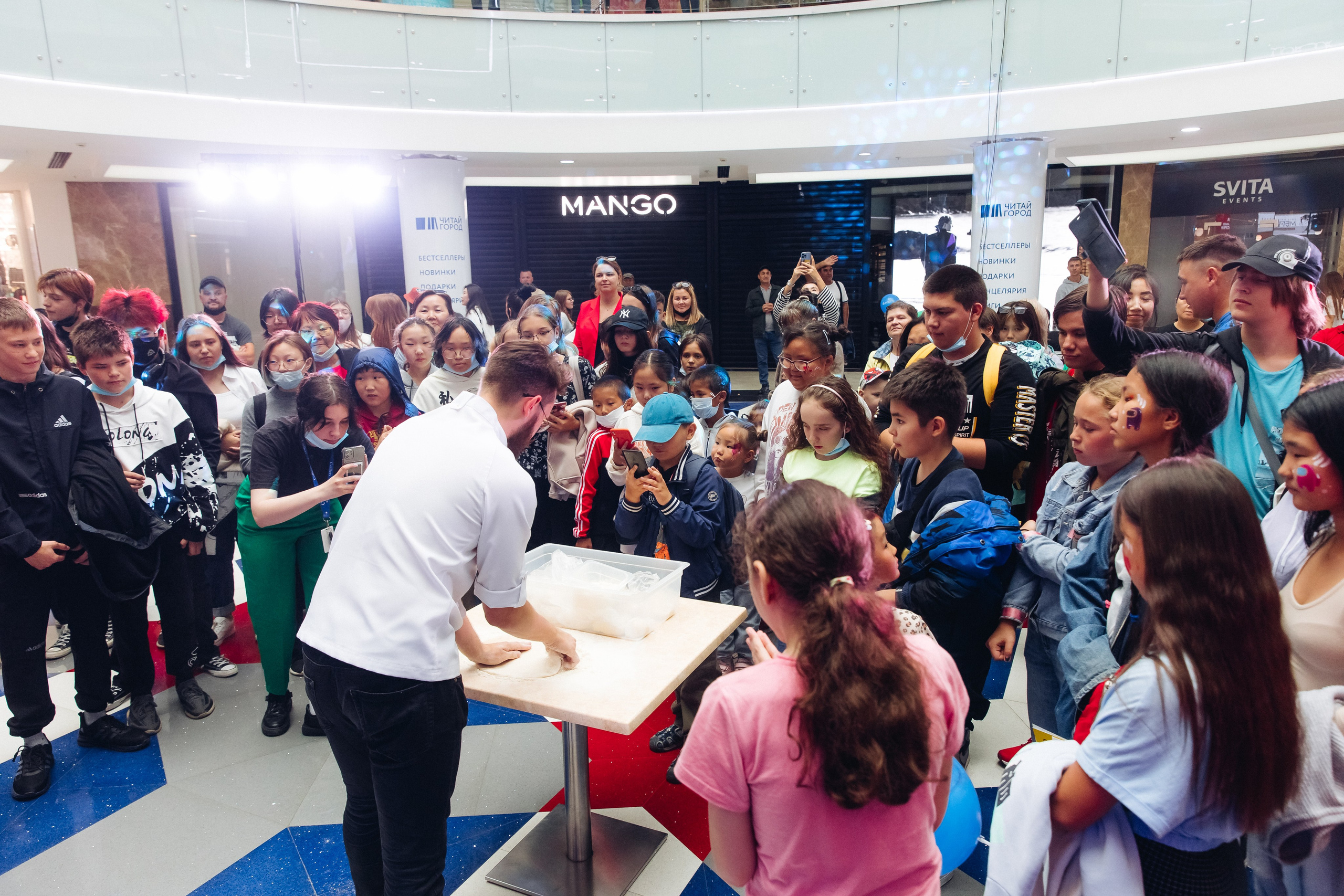 5 лет ТЦ Форум. Свадебный и семейный фотограф в Улан-Удэ