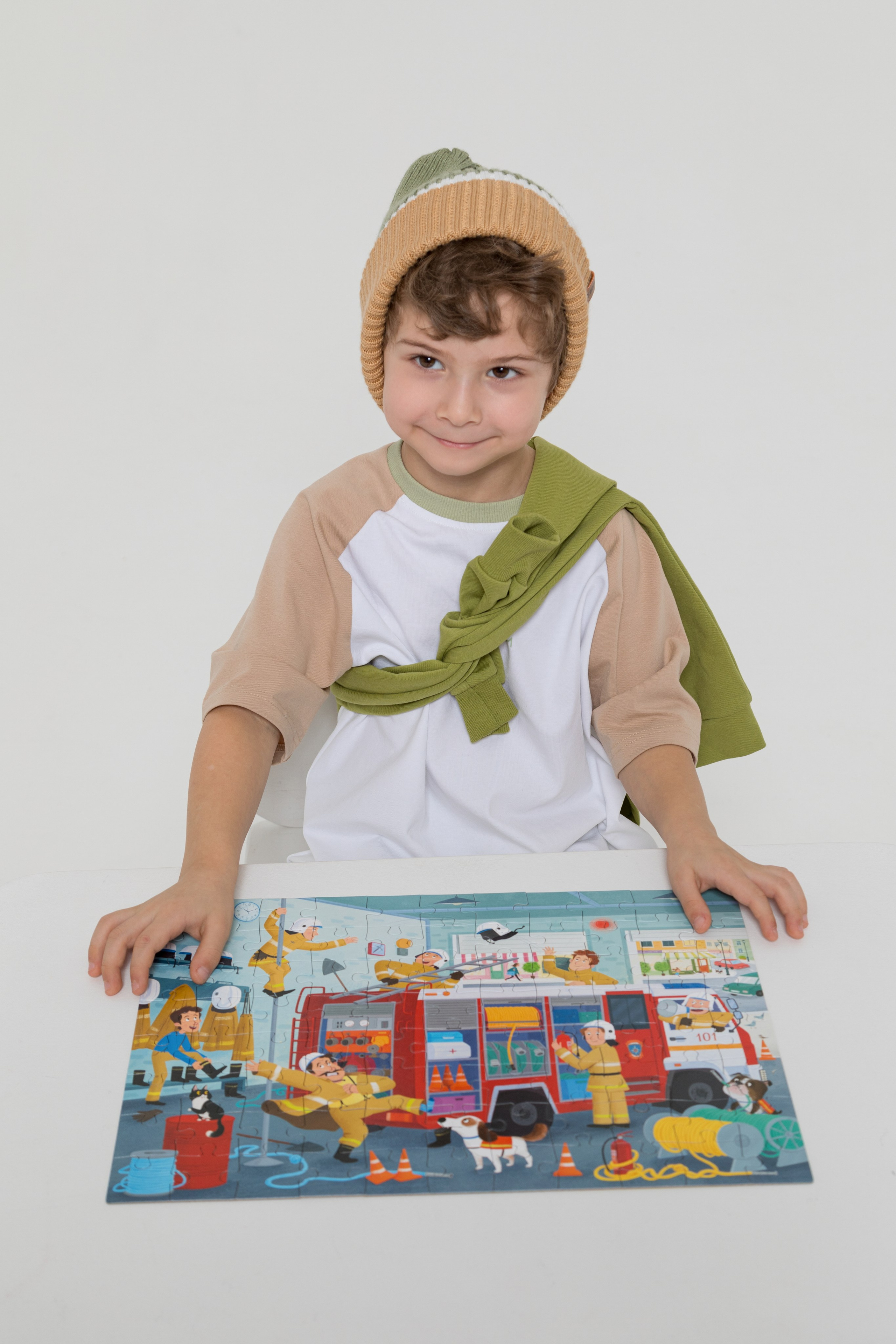 Имиджевая и каталожная съёмка для бренда детских пазлов. Детский и контент фотограф Надя Волкова Санкт-Петербург