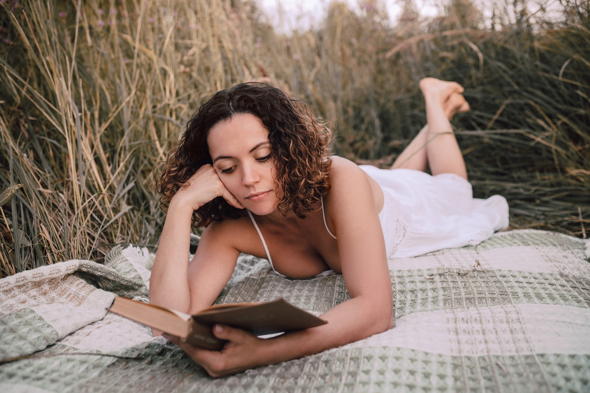 Летняя фотосессия в поле в Подмосковье. Портретный и семейный фотограф в Москве Мария Рослякова