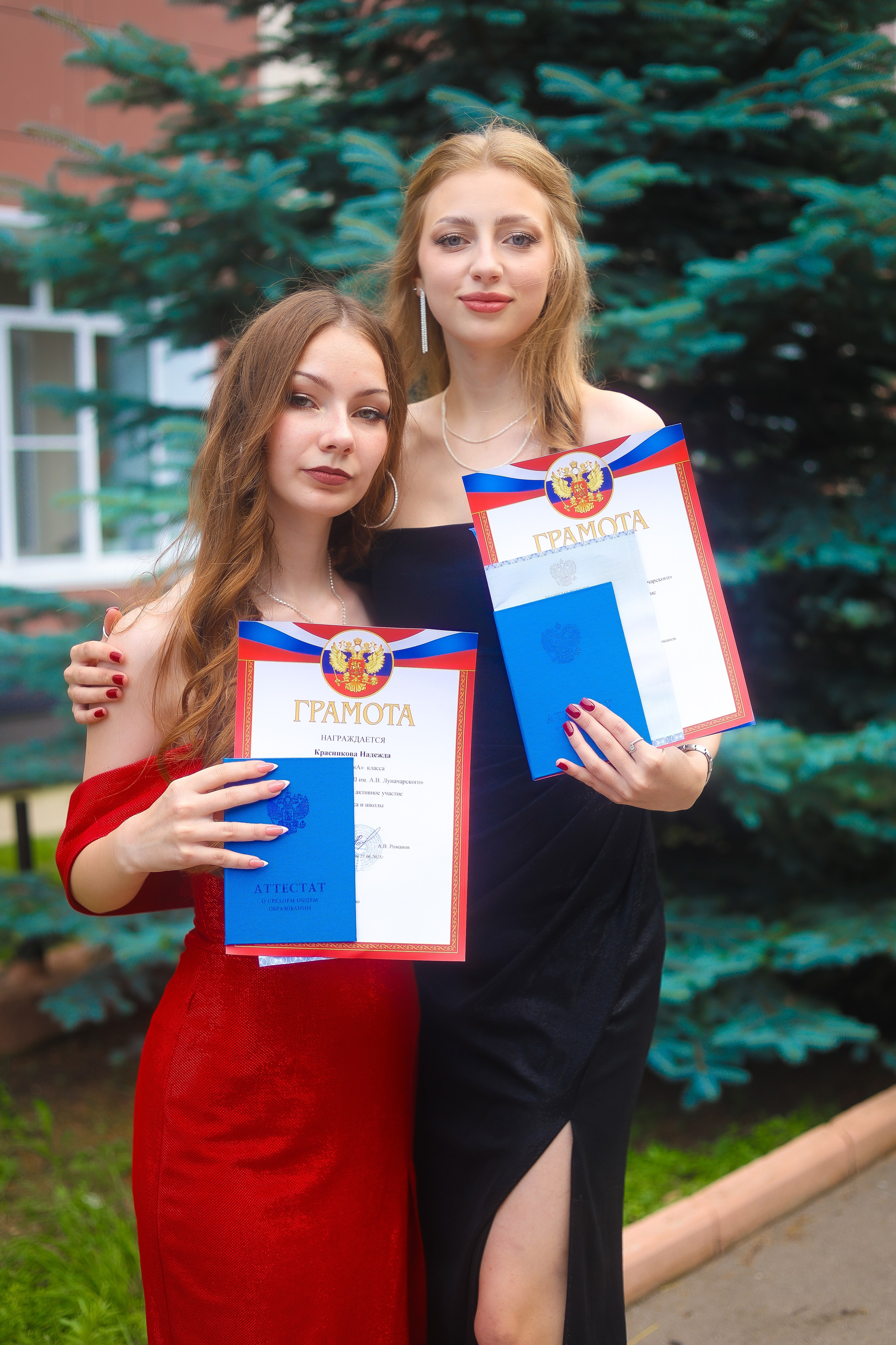 9-11 классы СЪЁМКИ ВЫПУСКНЫХ И ПОСЛЕДНИХ ЗВОНКОВ. Выпускные альбомы для школ и Детских садов в Барнауле /Выпускные/Свадебные/Детские/Семейные и др. виды съёмок /Фотограф Вера Валейко