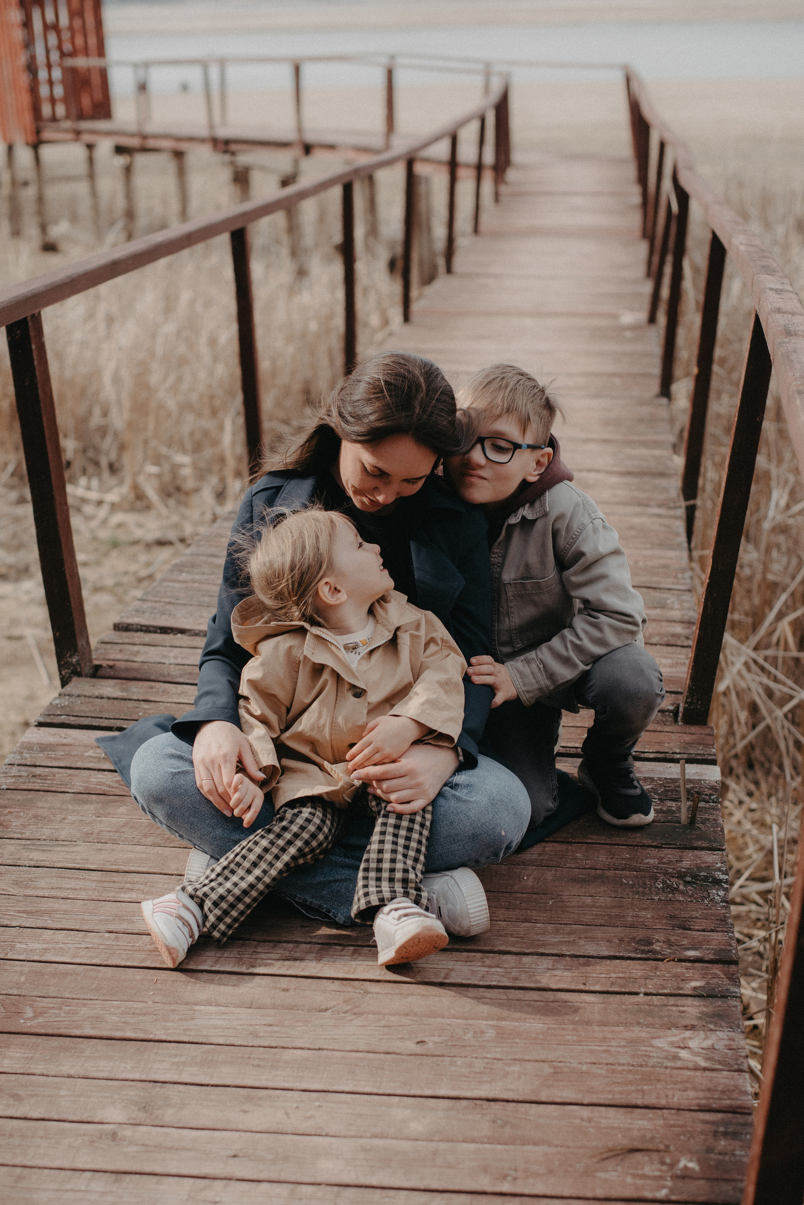 Олег, Инна, Даня и Алиса. Главная