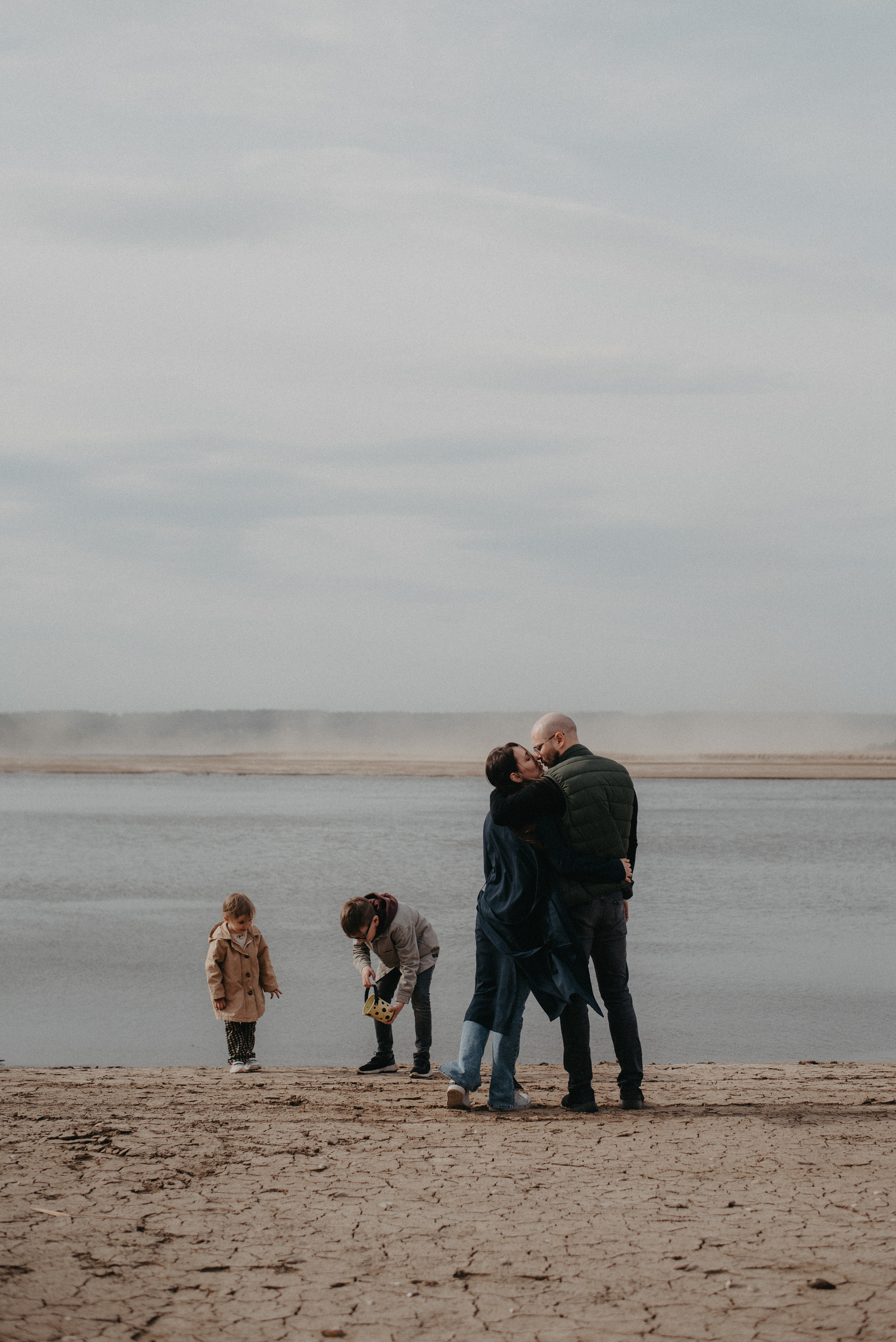 Олег, Инна, Даня и Алиса. Главная