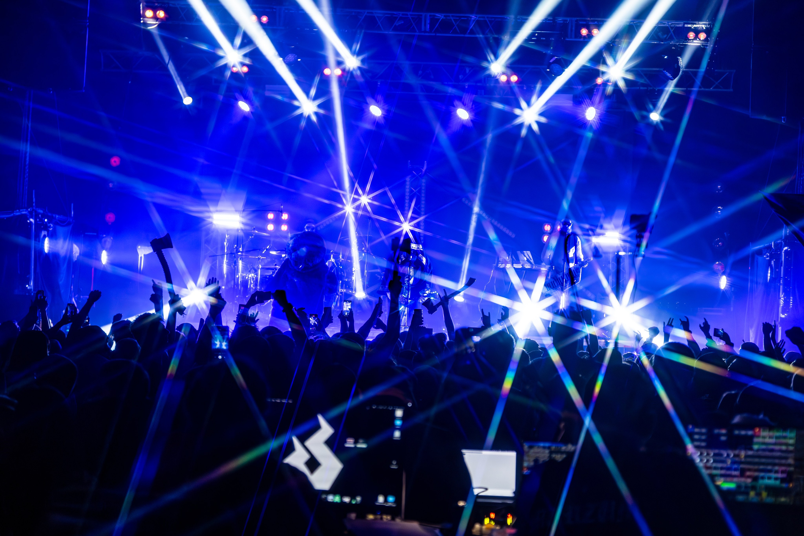 Нейромонах Феофан | 15 лет. Репортажный фотограф Екатеринбург | Яркий, качественный репортаж | Концерты, клубы, репортаж, праздники, корпоративы